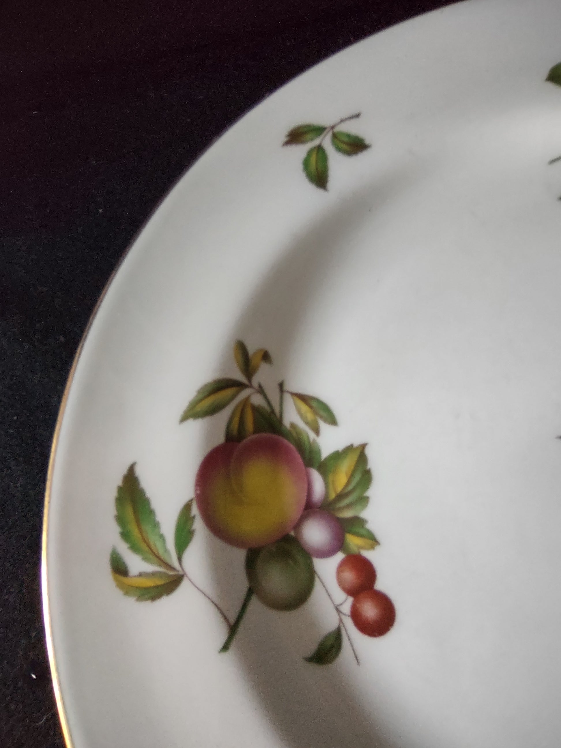 Vintage Spode Dinner Plate Blenheim #32 Bone China Gold Trim (Lot 5719)