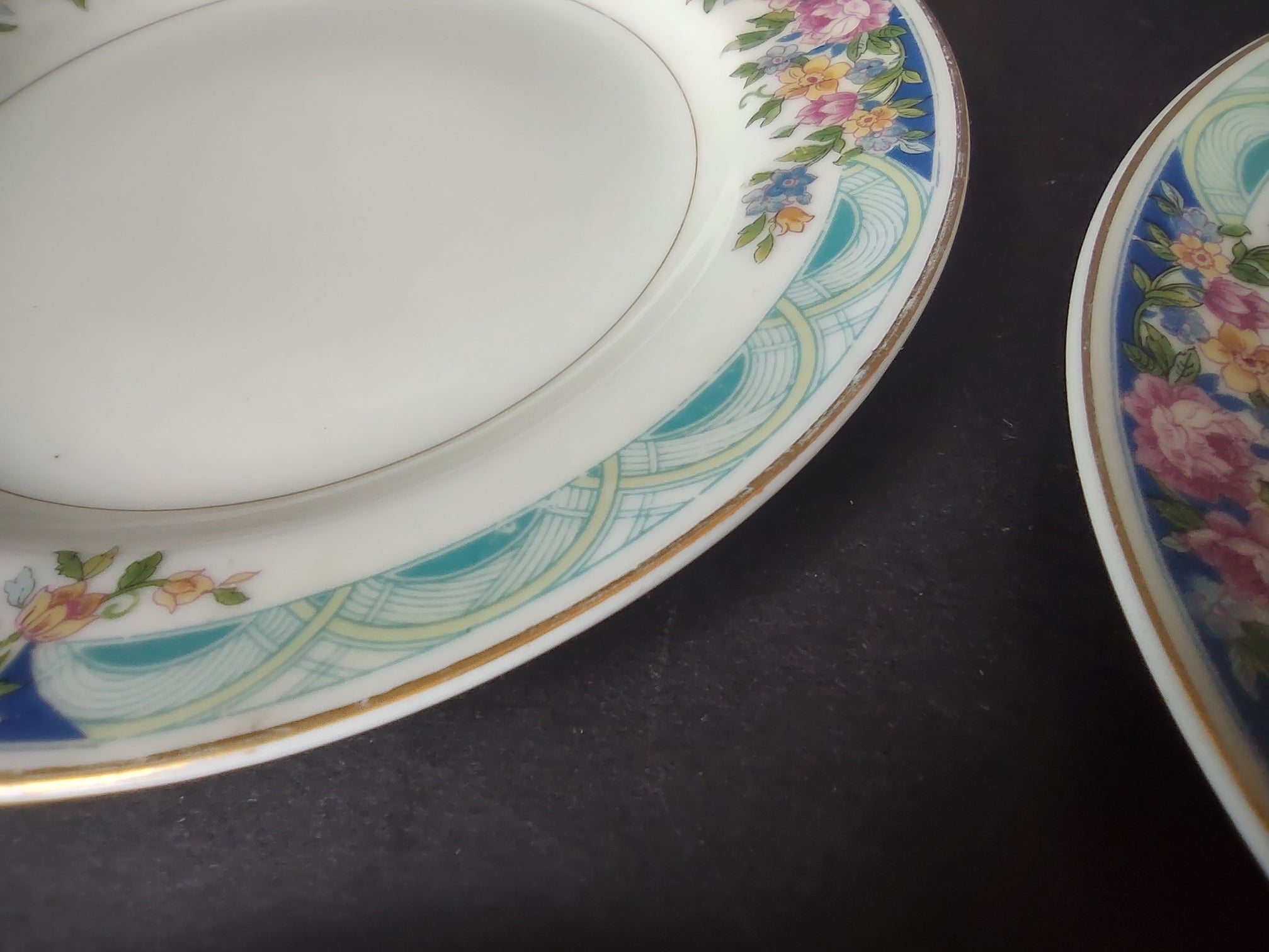 Haviland Limoges Massachusetts 3 x Bread/Butter Plate Blue Floral (lot 934)