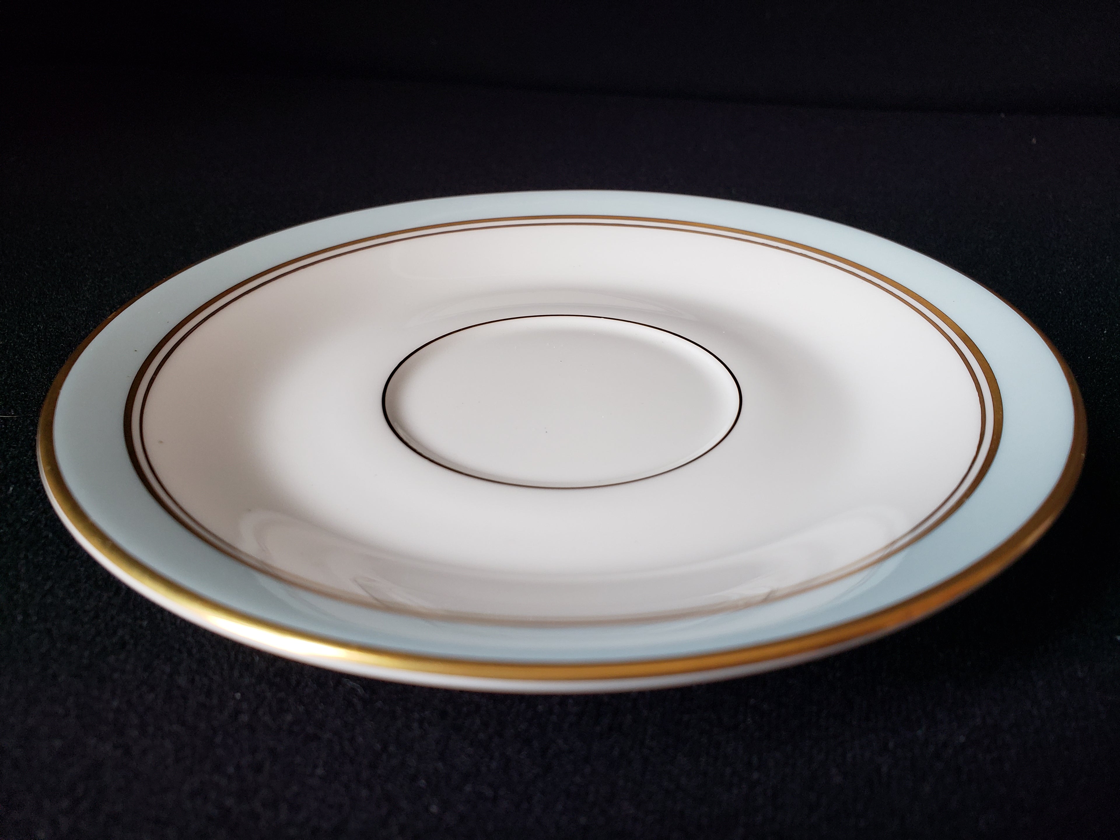 Vintage Royal Worcester Howard Saucer ONLY 5-3/4" (lot 2105)