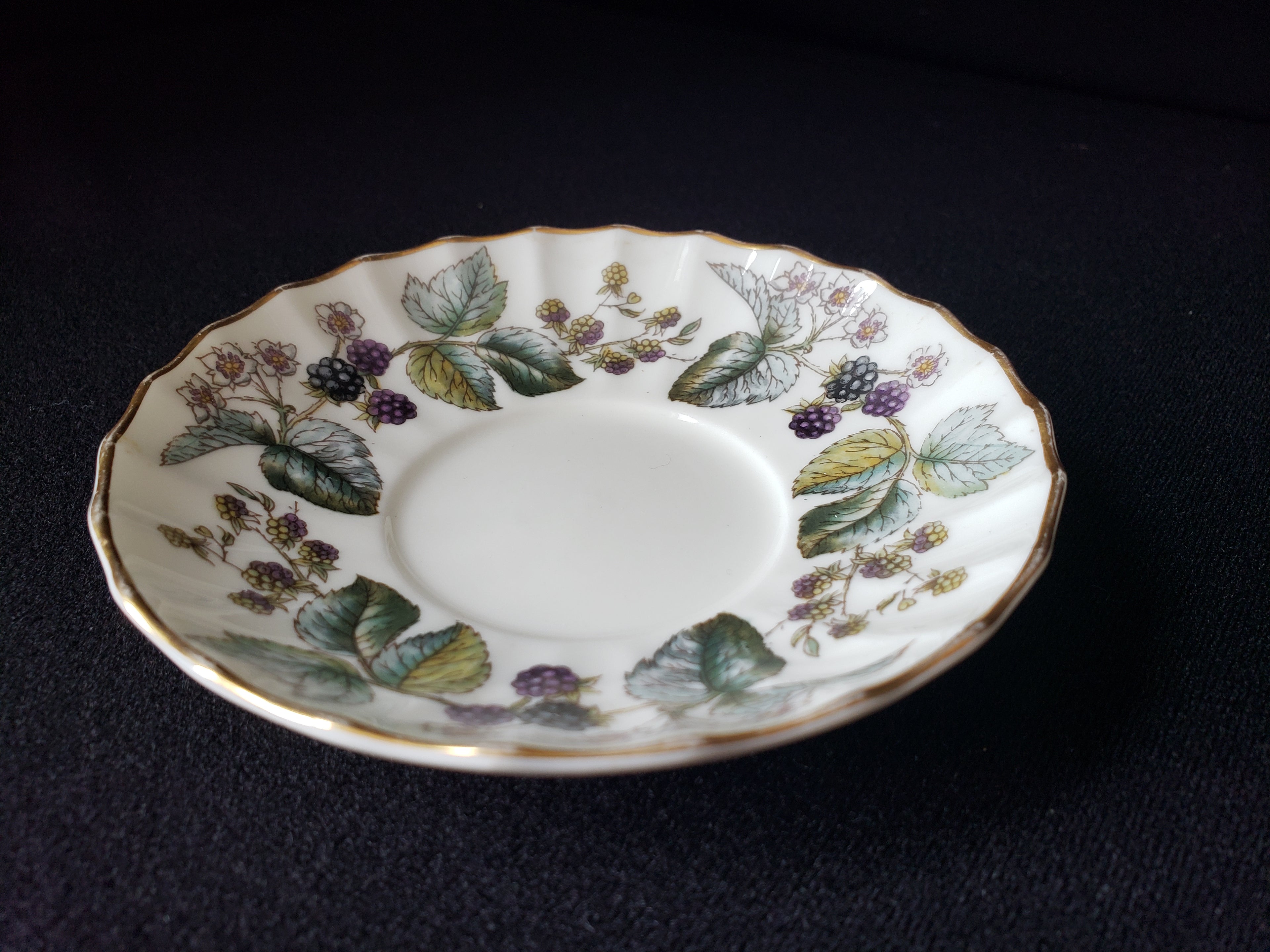 Vintage Royal Worcester Lavinia Saucer Berry Design 4-1/2" (lot 2064)