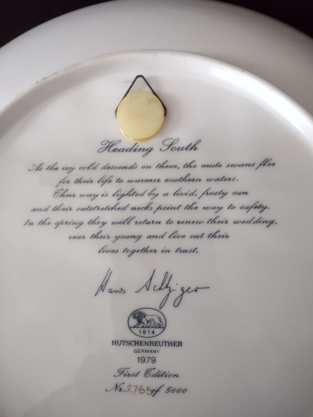 Vintage Hutschenreuther Heading South Swans 1979 Collector Plate (Lot 4021)