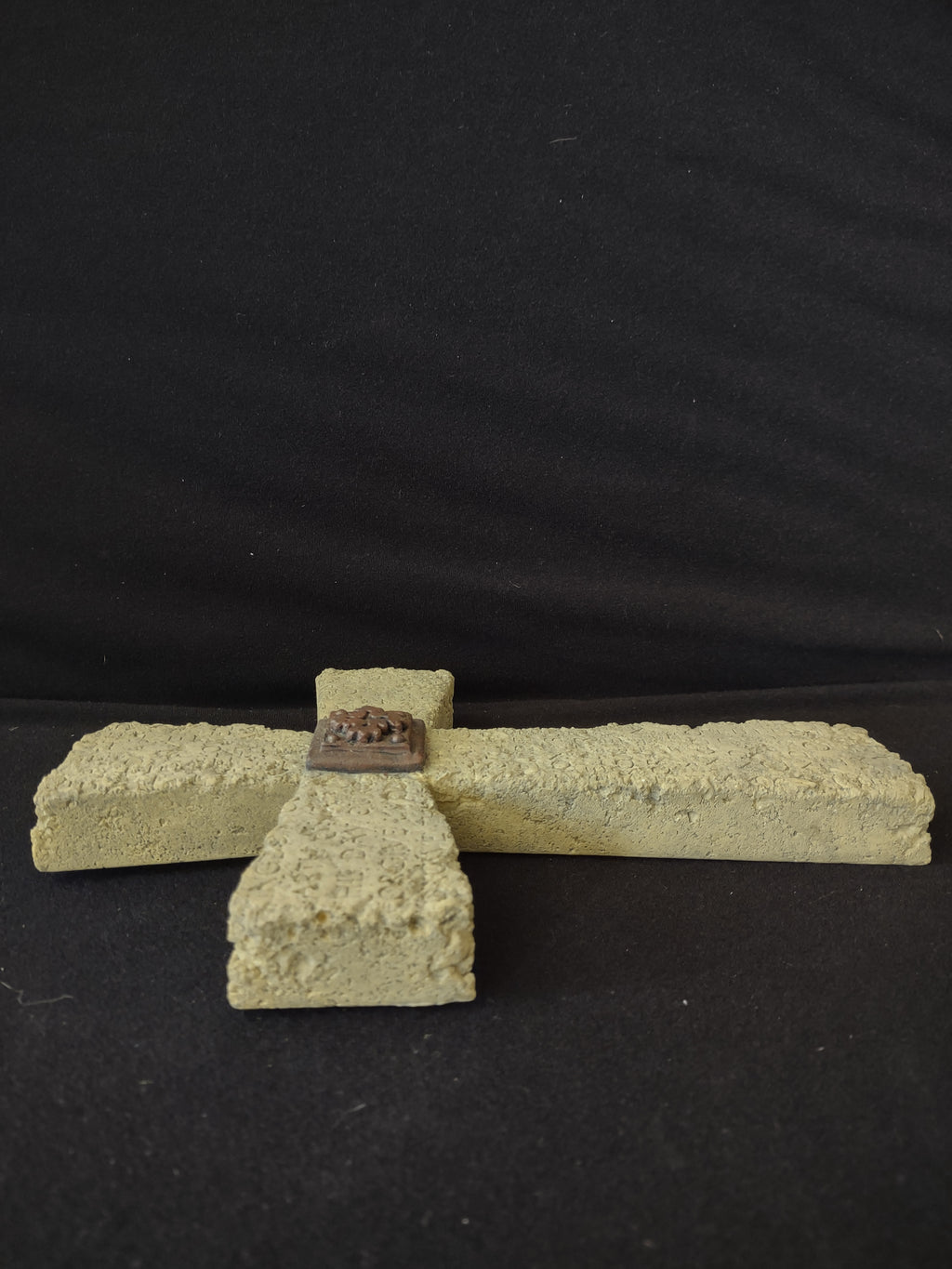 Vintage Lords Prayer Stone Like Resin Textured Cross (Lot 4051t)