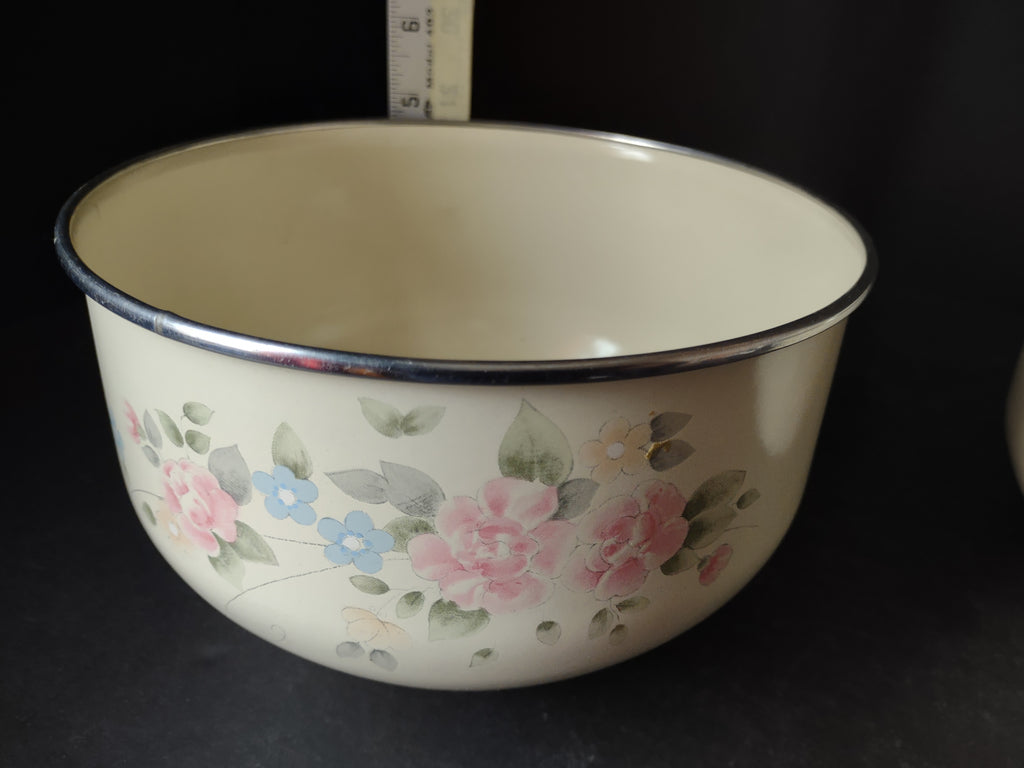 Set of 3 Enameled Mixing Bowls Pink Flowers NO Lids (lot 5310)