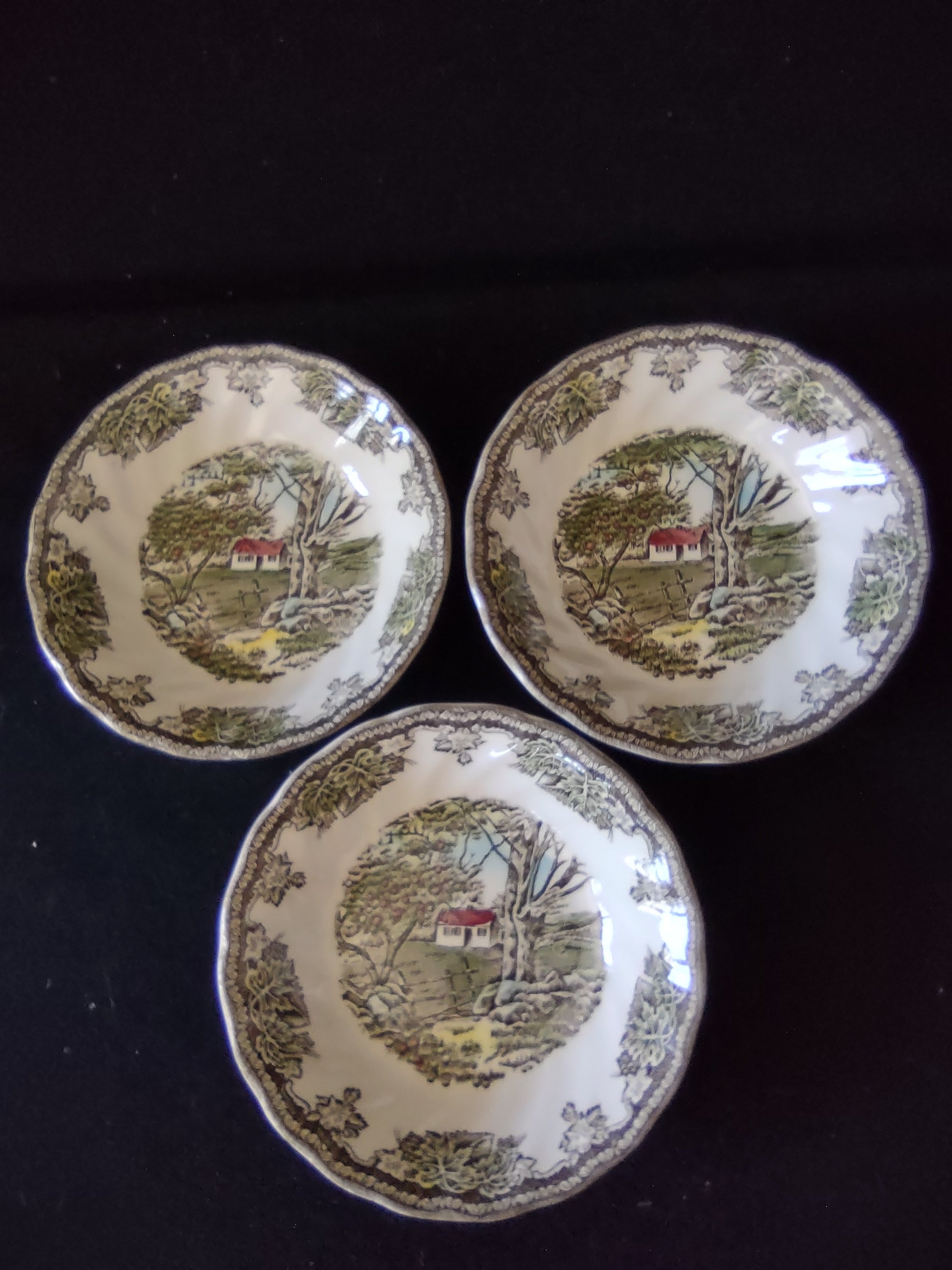 Vintage Johnson Bros Fruit Dessert Bowl Ironstone Friendly Village x3 (Lot 5530)