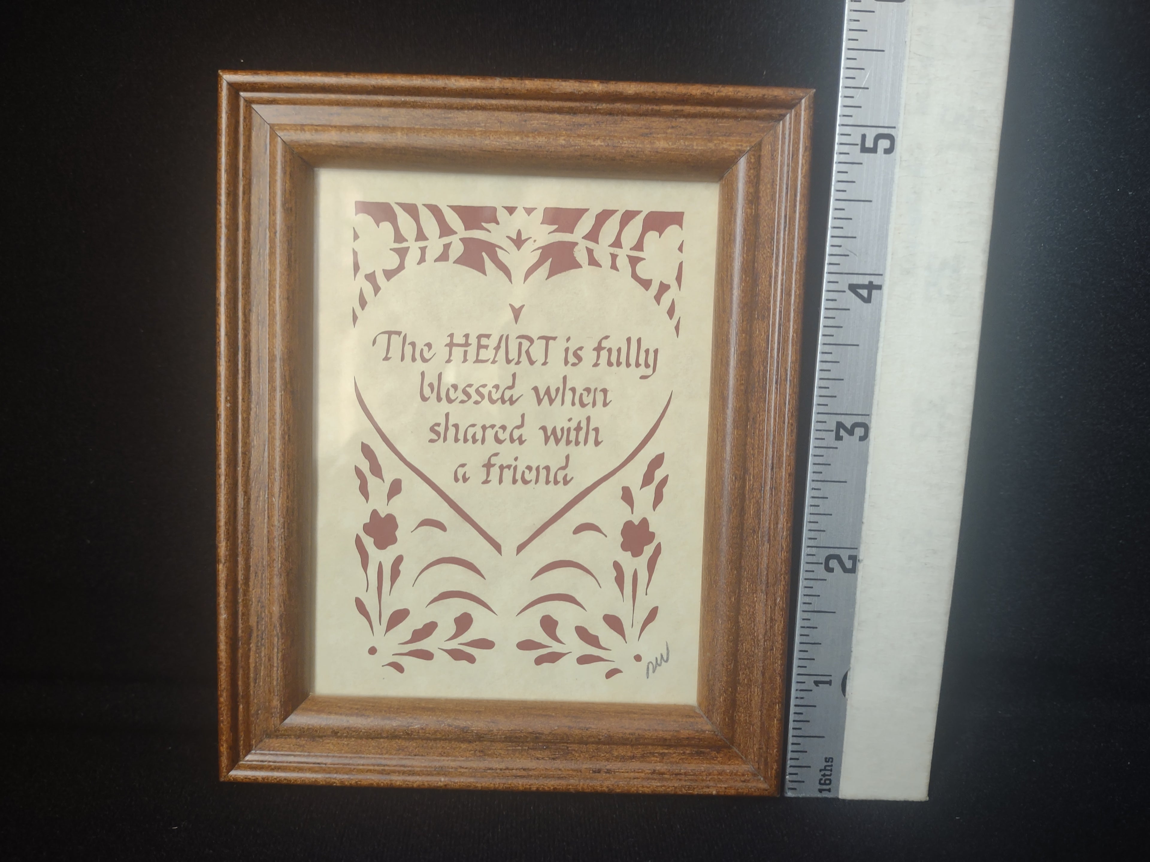 Vintage Designs with Scissors Picture Heart Blessed Friend (lot 1777)