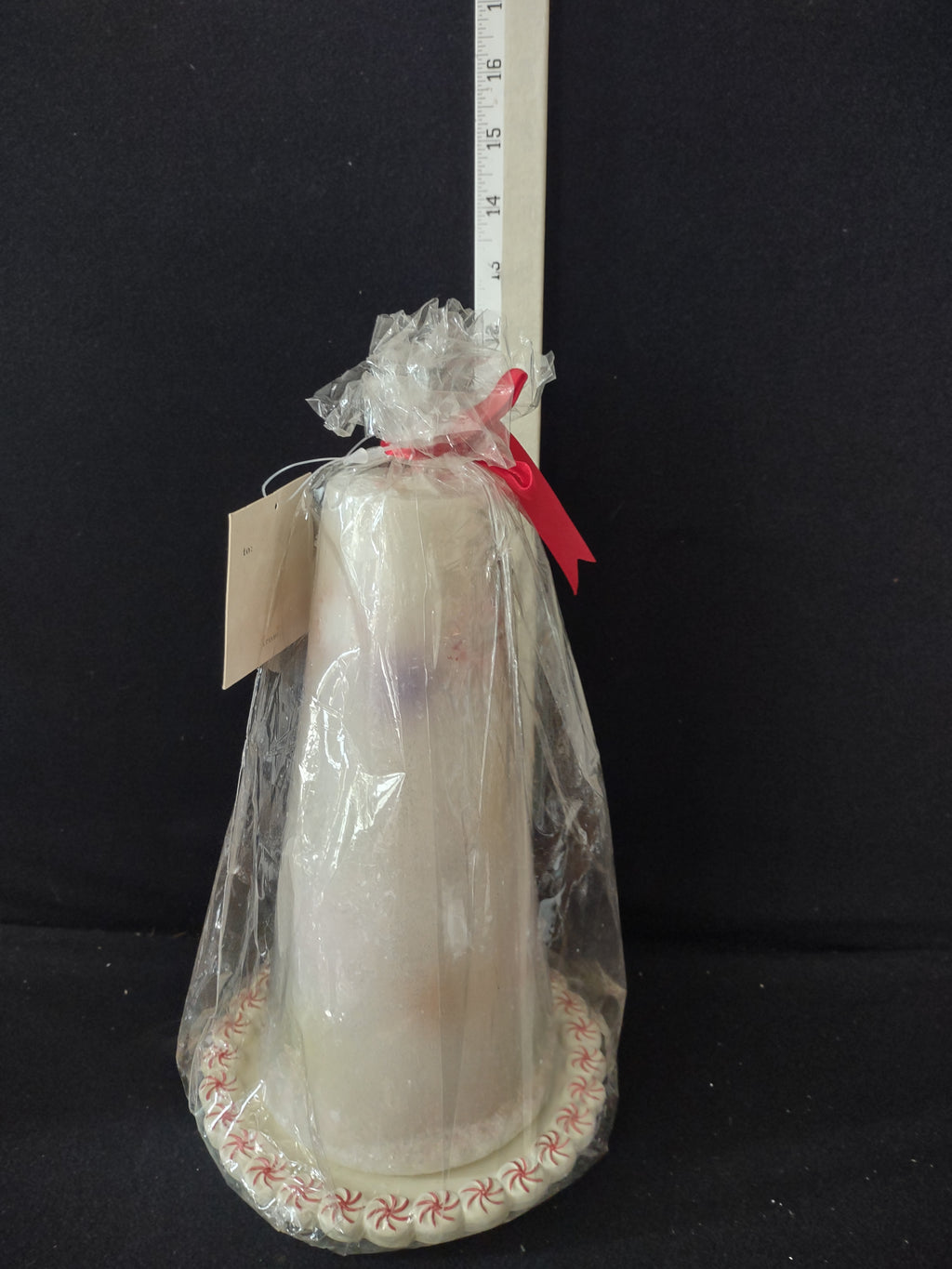 Christmas Winter Cone Shape Pillar Candle Candy Decorative Plate (Lot 3941)