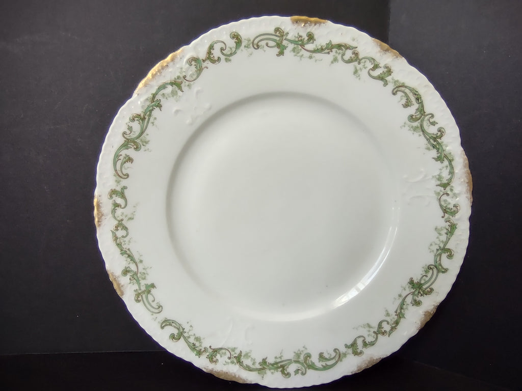 Haviland France Limoges French Cottage Shabby Chic Dinner Plate Green (lot 1103)