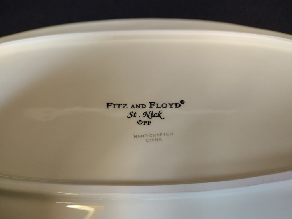 Fitz and Floyd St Nick Serving Tray Platter "Merry Christmas to All" (lot 1523