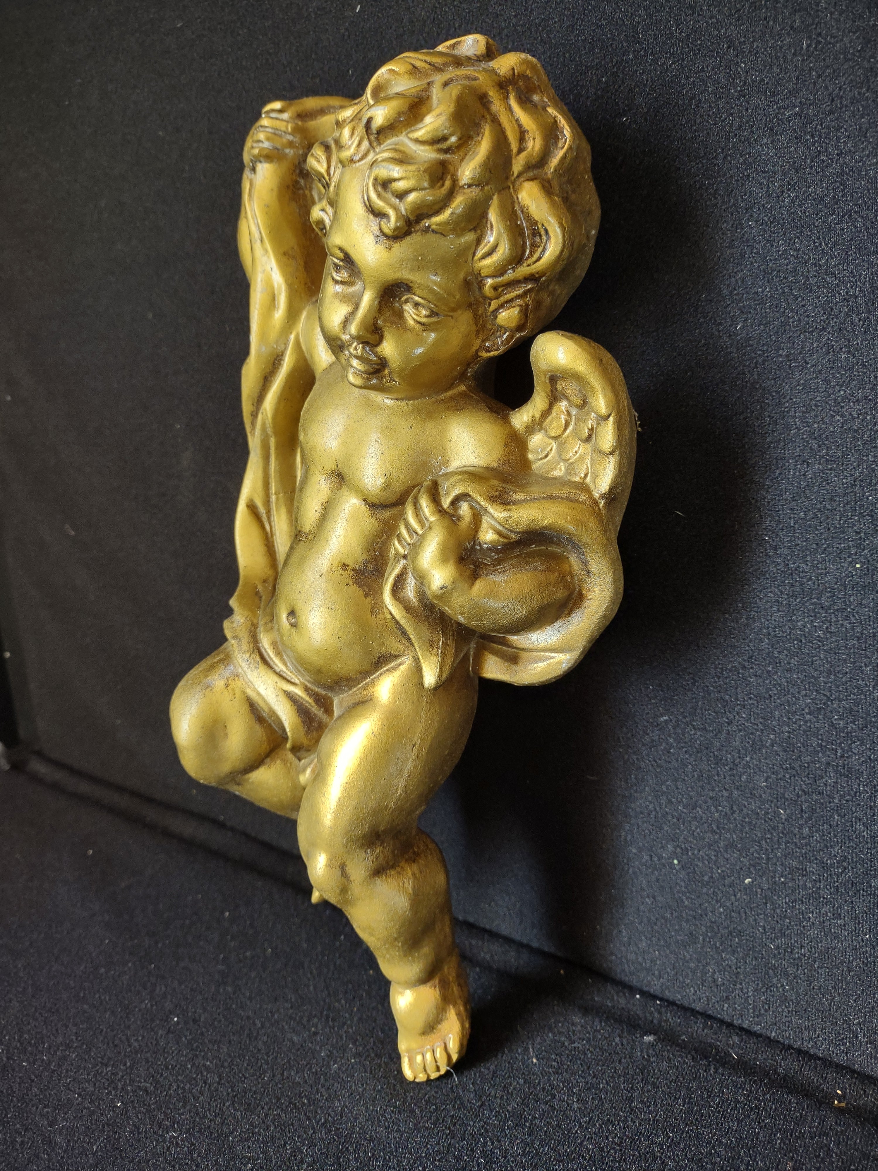 Golden Art Regency Wall Ceramic Angel Cherub 10" (lot 1610)