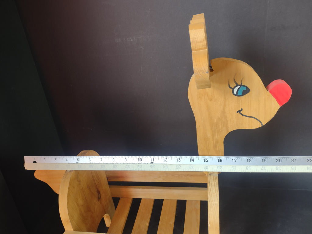 Vintage Wooden Rudolph Reindeer Planter Christmas Basket (lot 3358)