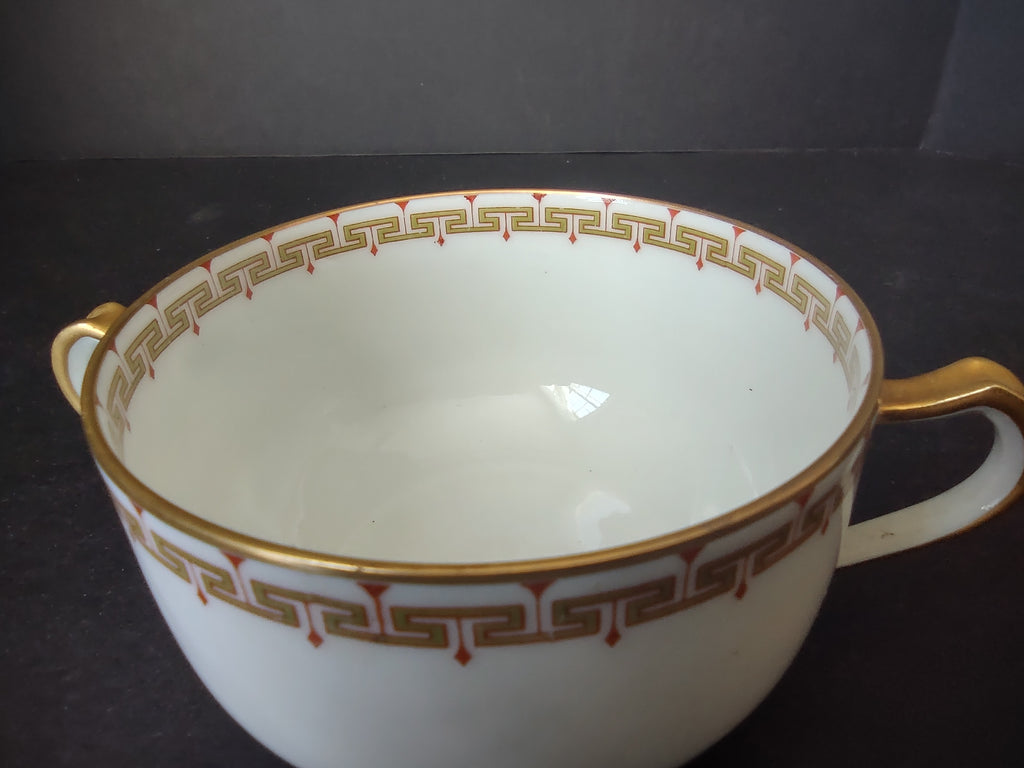 Haviland Limoges Bouillon Cup ONLY Green Red Design (lot 1064)