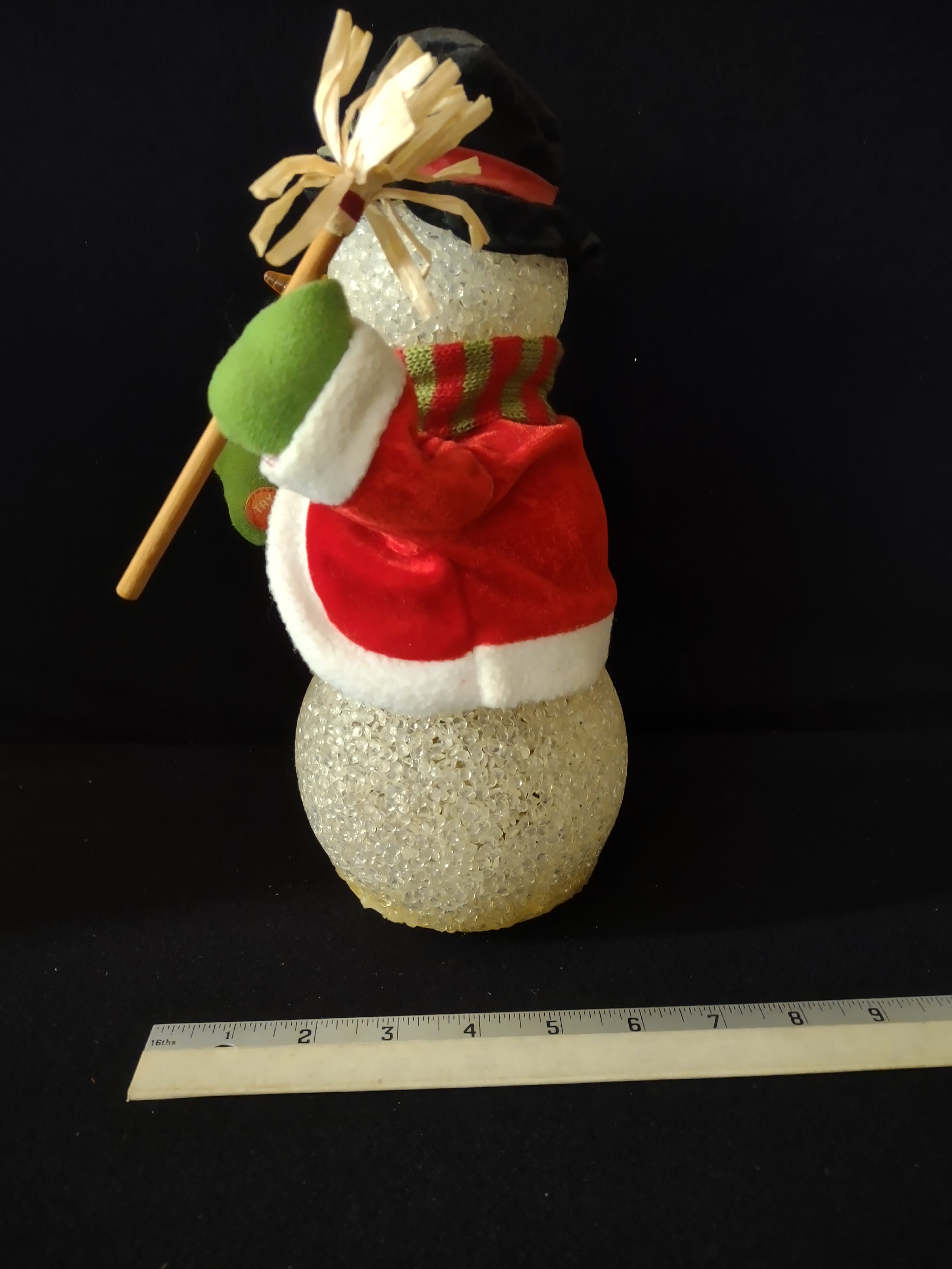Vintage Christmas/Winter Animated Plastic Snowman Winter Wonder Land (Lot 3675)