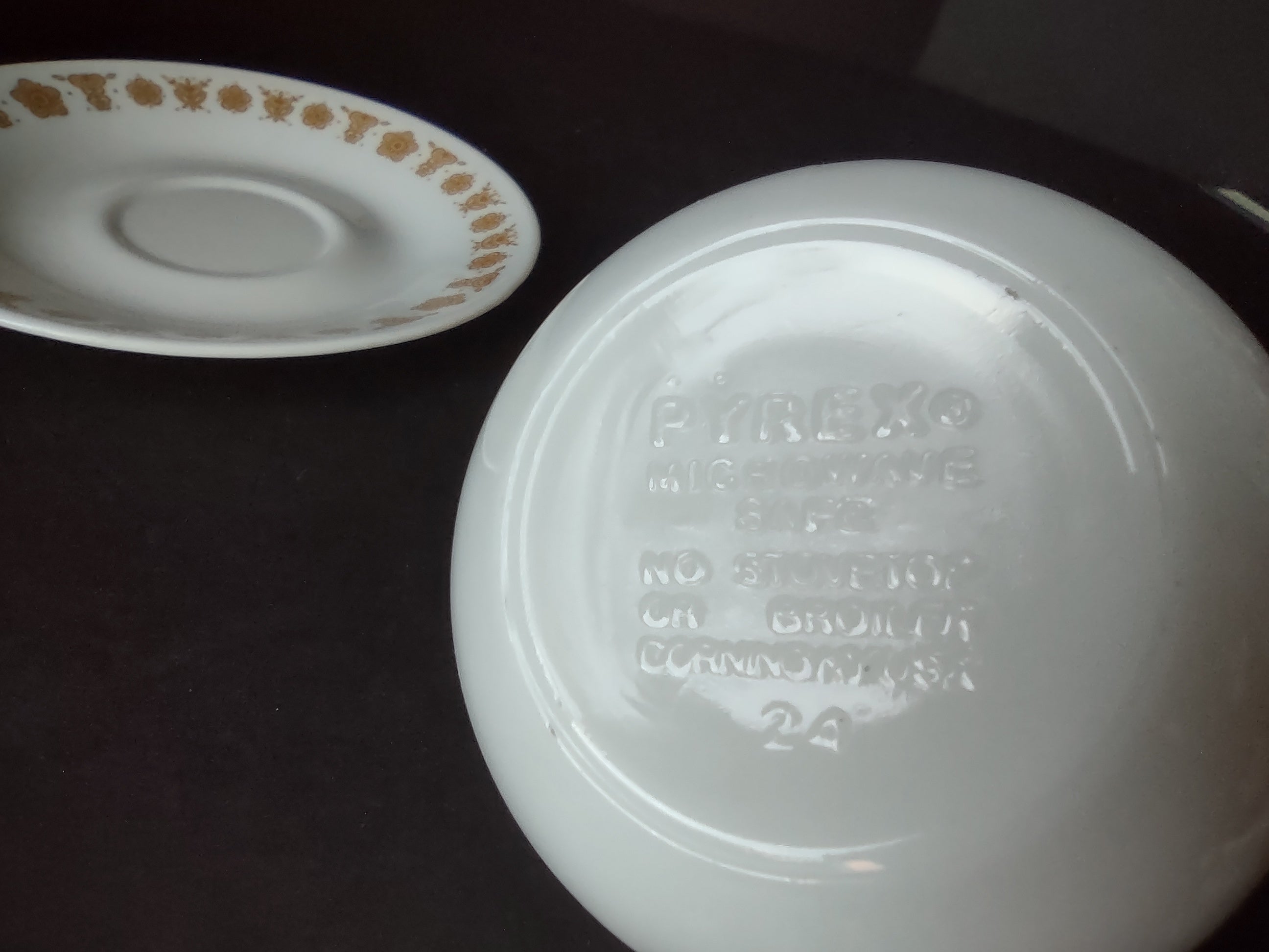 Corelle 8 x Teacup Saucer Golden Butterfly (lot 1207)