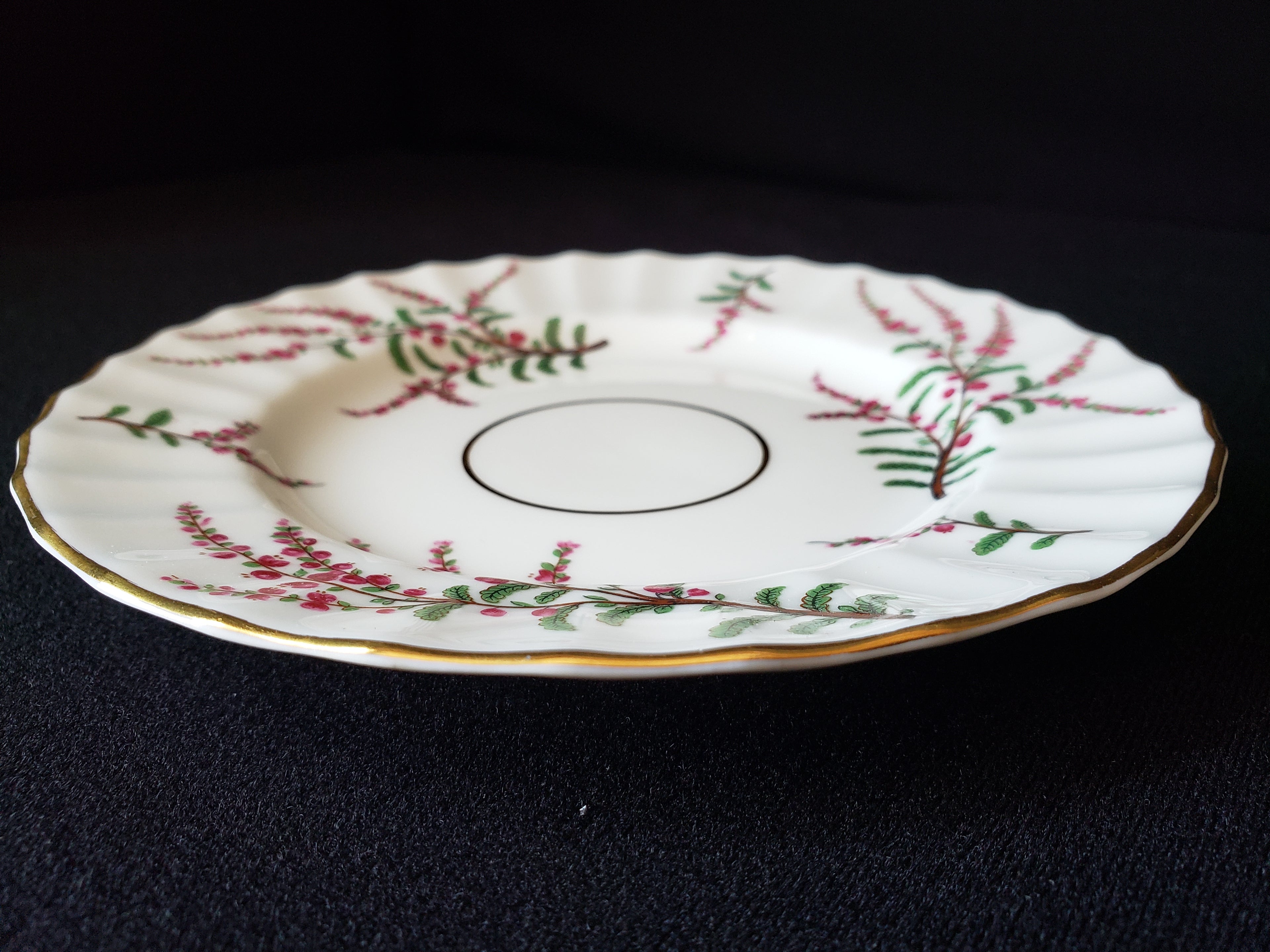 Vintage Royal Worcester Dunrobin Saucer ONLY 6-1/4"(lot 2127)