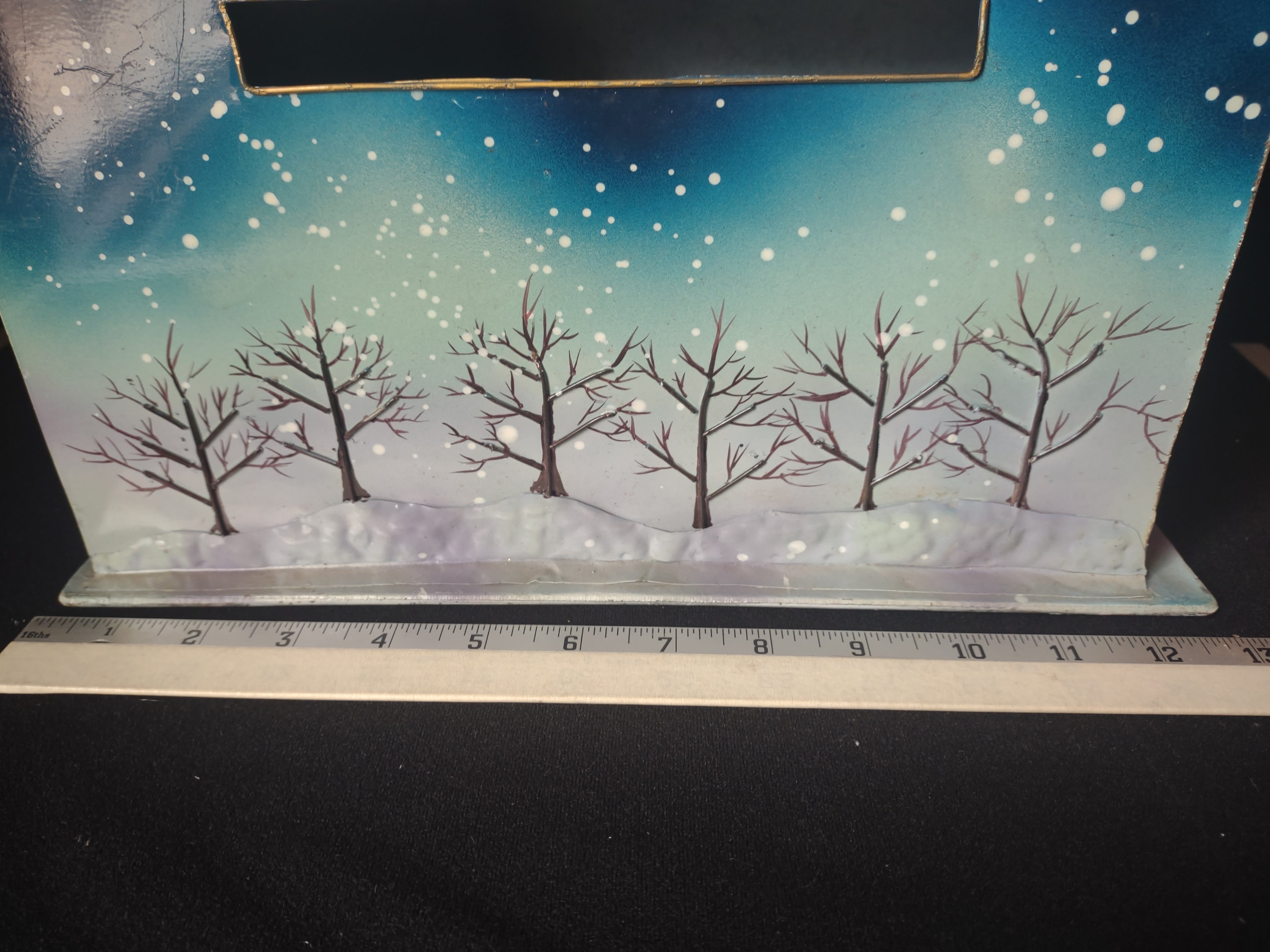 Christmas Winter Metal Mail Box (lot 1591)