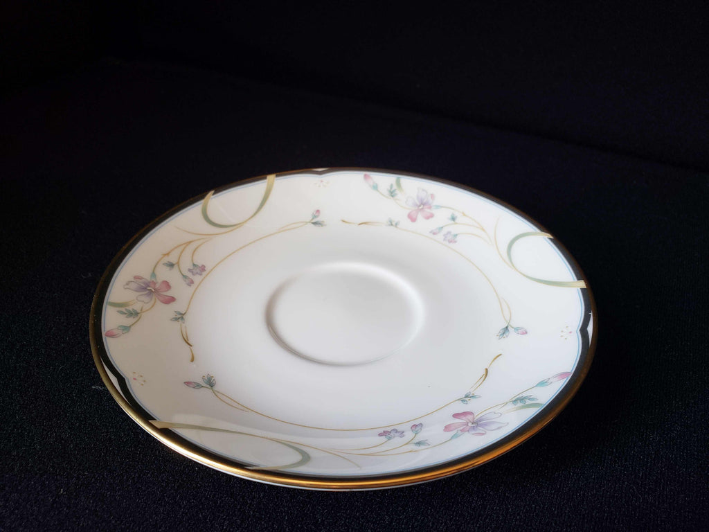 Vintage Lenox Debut Collection Constance Fine Bone Saucer ONLY (lot 1911)