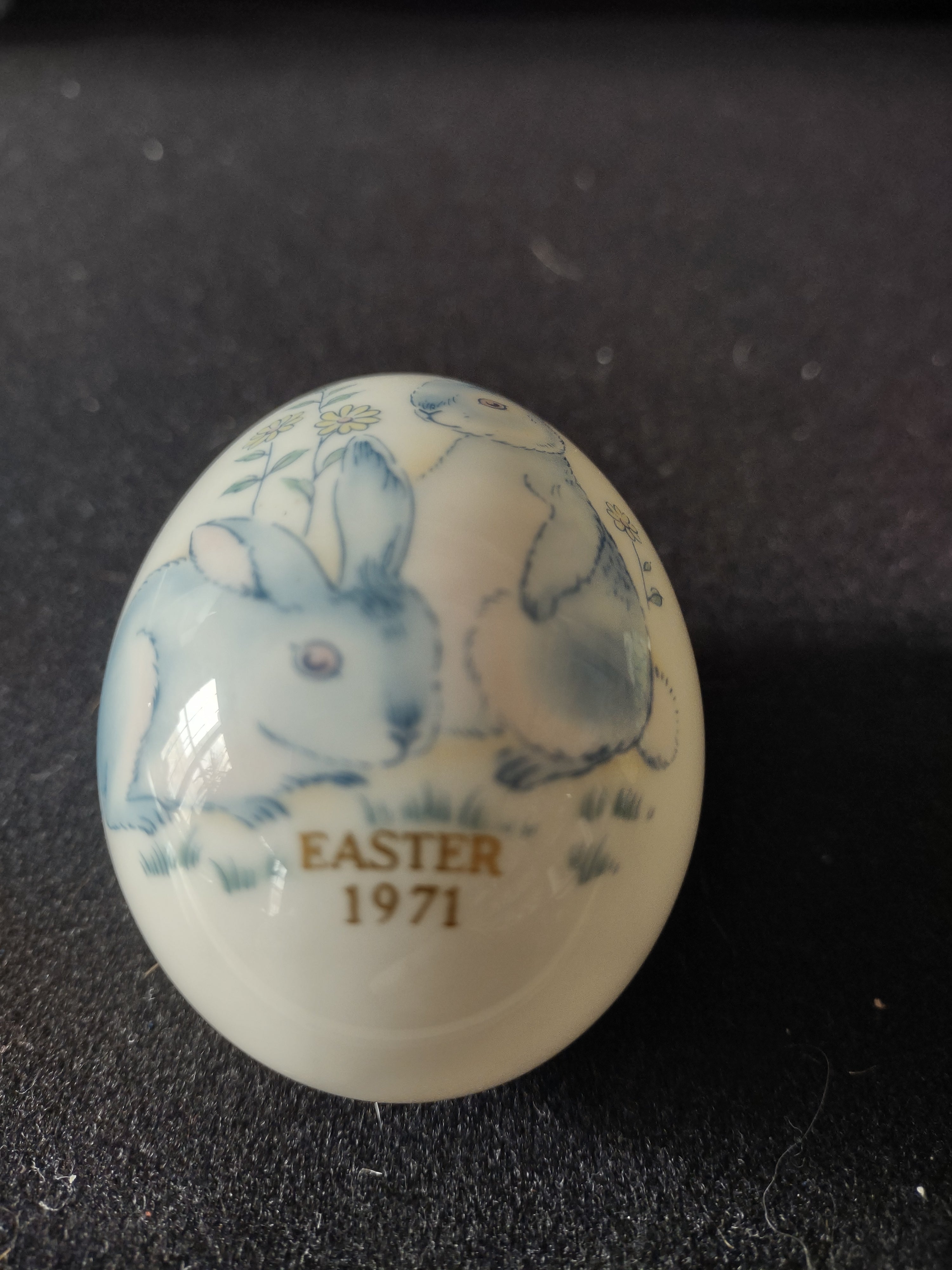 Vintage 1971 Noritake Japan Bone China Easter Egg Blue Bunny Flower (Lot 5071)