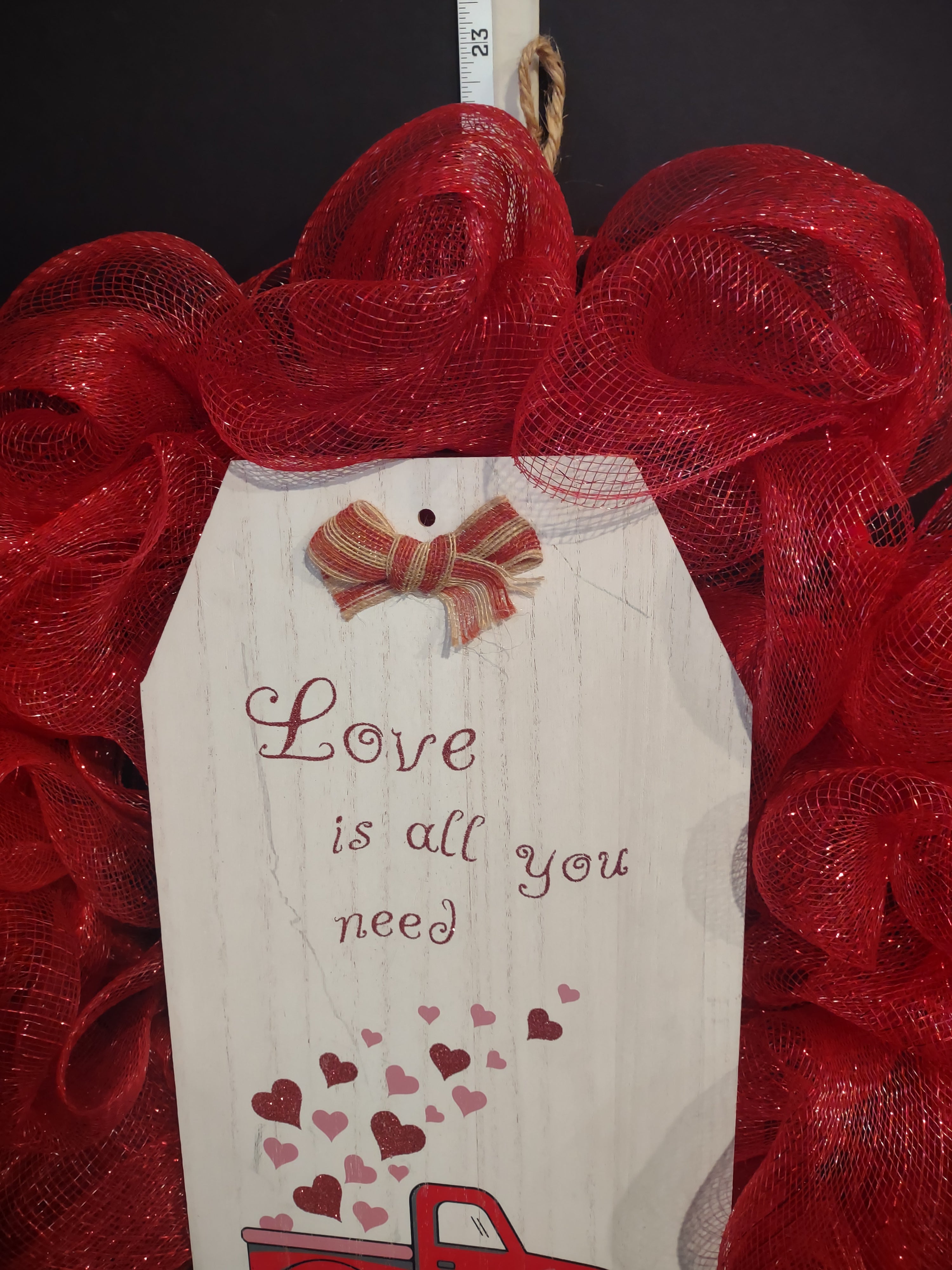 Valentines Day Red Truck Mesh Ribbon Wreath 22" (lot 1386)