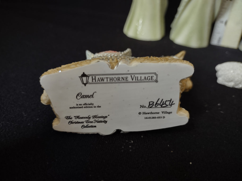 Nativity Hawthorne Village King Gaspar Melchior Lady w Urns Camel Lamb (lot 2288)