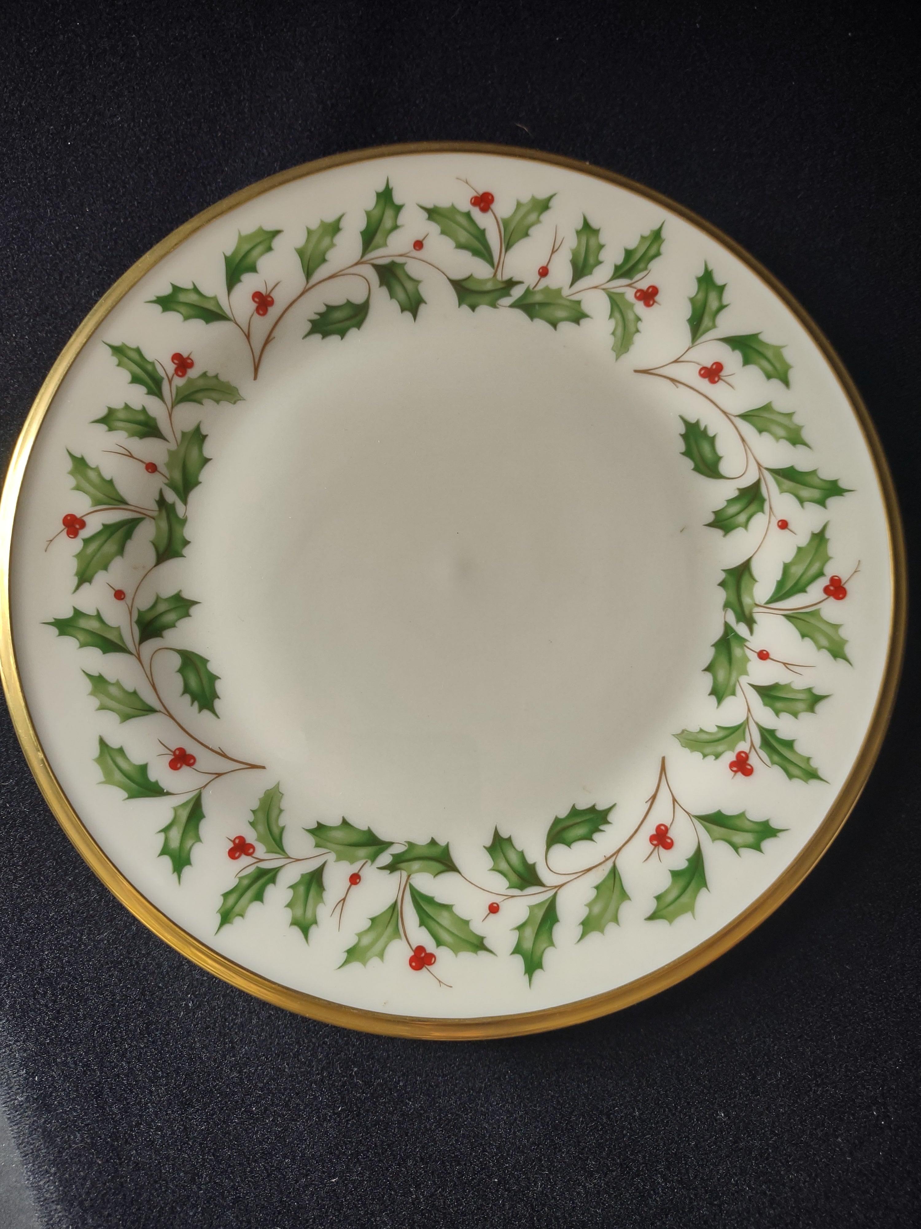 Vintage Lenox Holiday Salad or Luncheon Plate 8-1/8" (lot 1870)