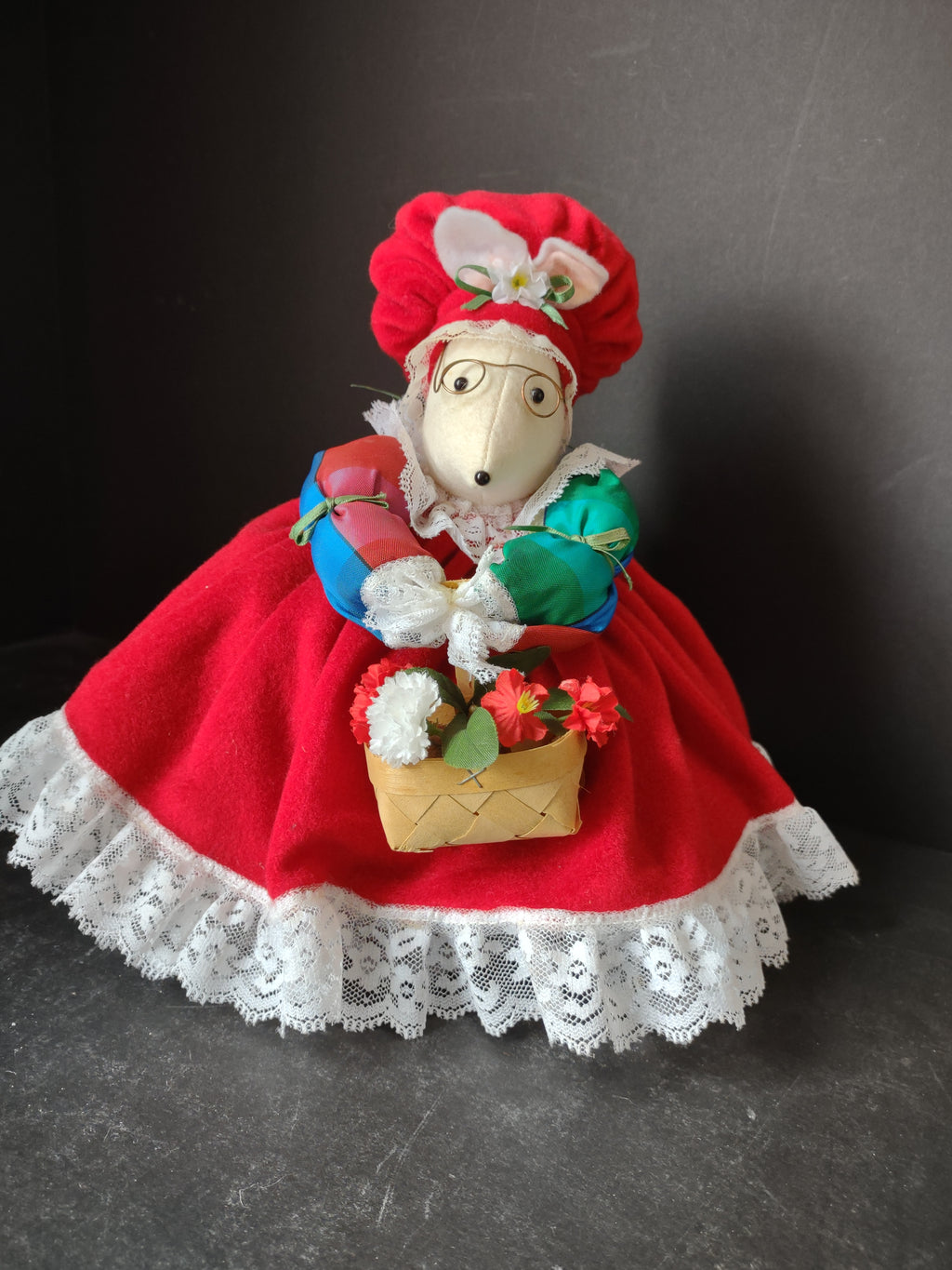 Vintage Christmas Easter Mouse Mice Dressed Up with Flower Basket (lot 5257)