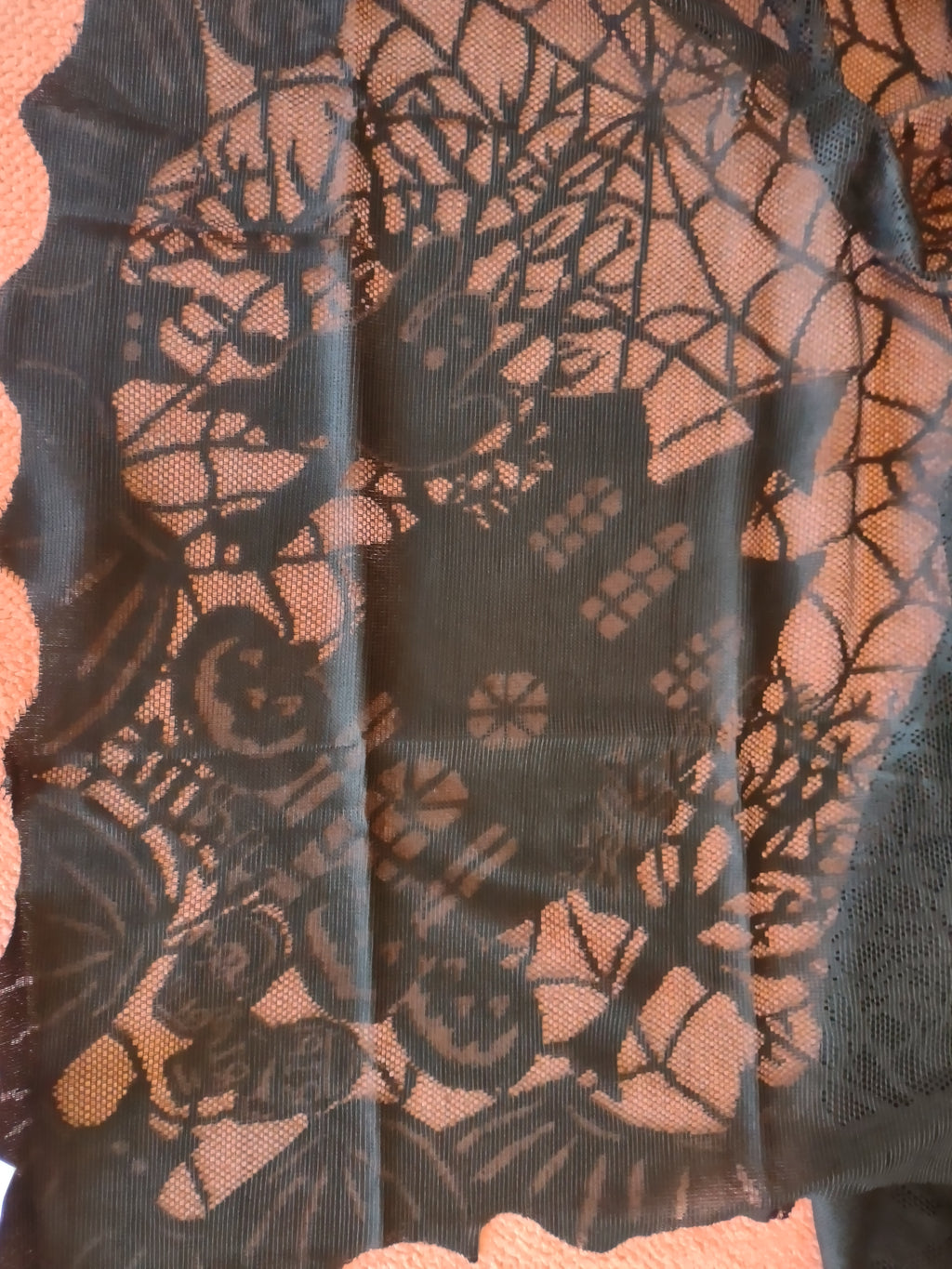 Halloween 72 X 52 Table Cover Haunted House Ghost Spider Web (Lot 3763)