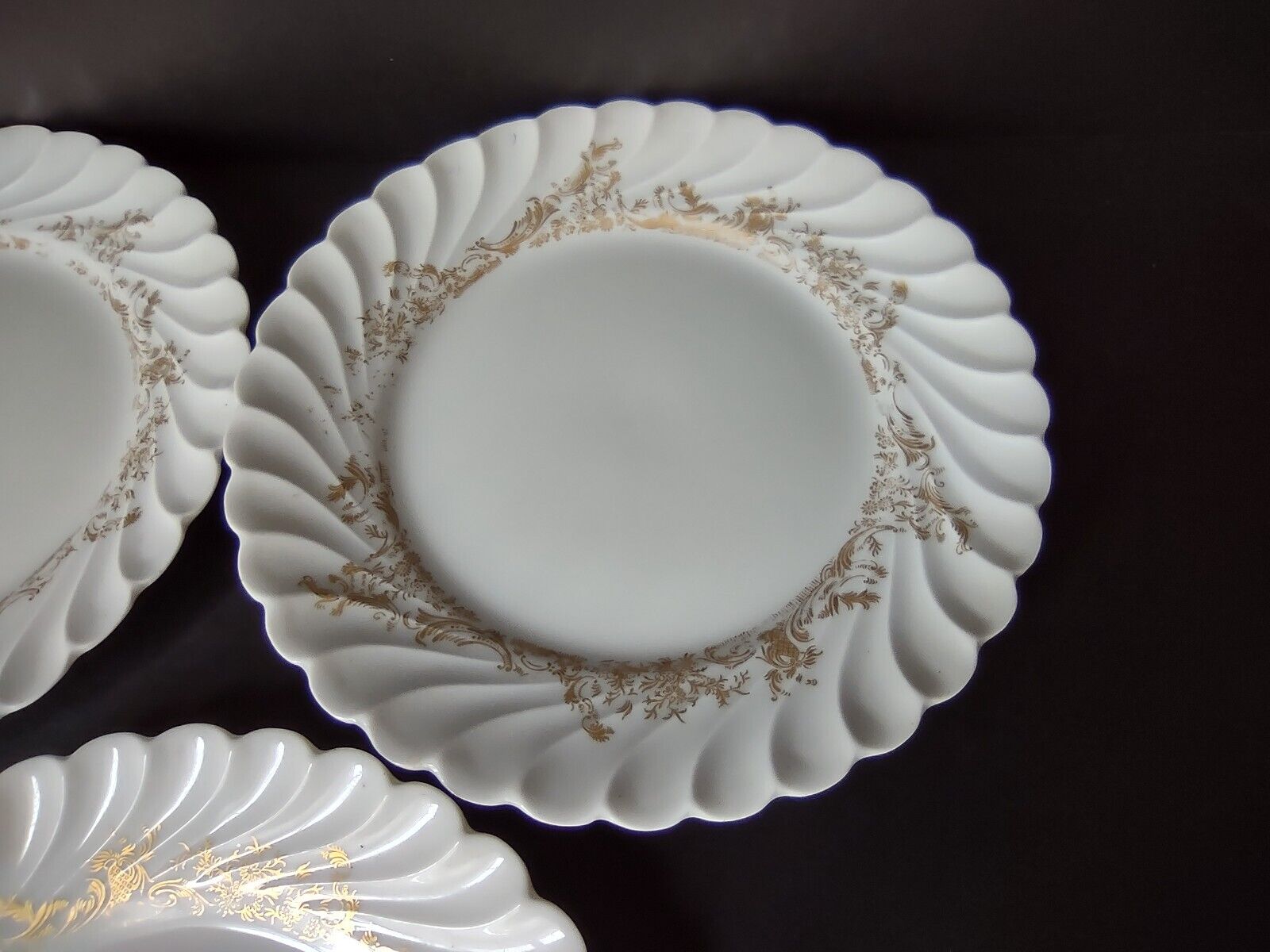 Ladore Haviland Limoges France 5 x Plate 2 x Saucer Gold (lot 563) IMPERFECT
