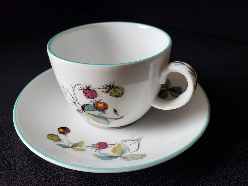 Vintage Royal Worcester Strawberry Fair Oven to Table Tea Cup (lot 2099)