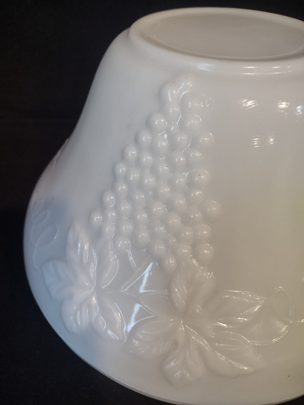 Anchor Hocking Milk Glass Large Punch Bowl Gold Trim (lot 2567c)