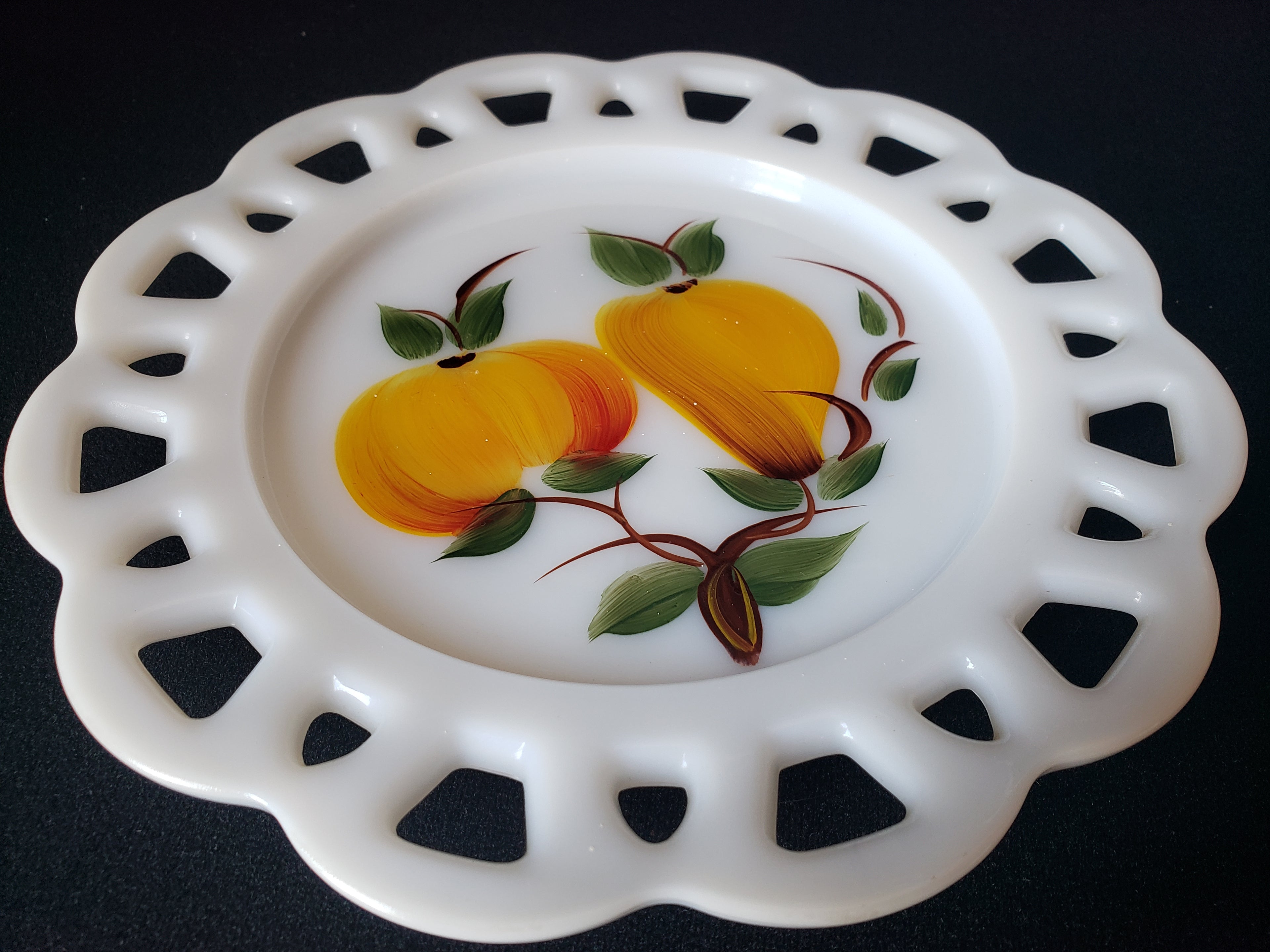 Vintage Westmoreland Apple Pear Motif Milk Glass Wall Plate (lot 2189)