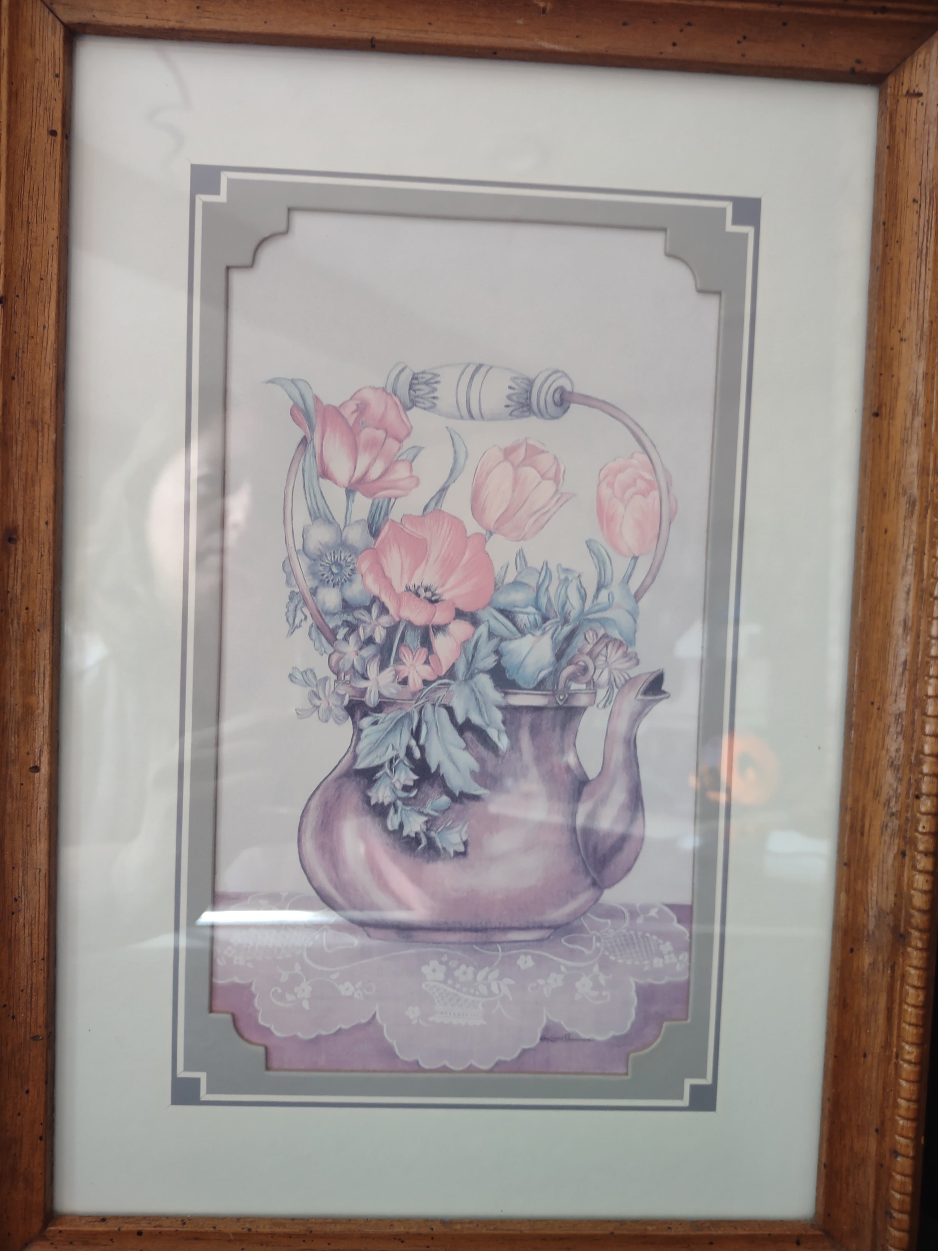 Vintage Picture Cottage Tea Kettel with Poppies Flowers (lot 3098)