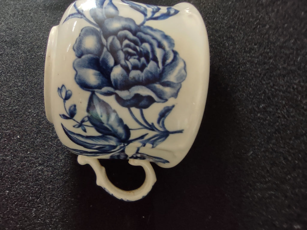 Vintage Johnson Bros Teacup Saucer Windsor Ware Warwick Blue White (Lot 5661)