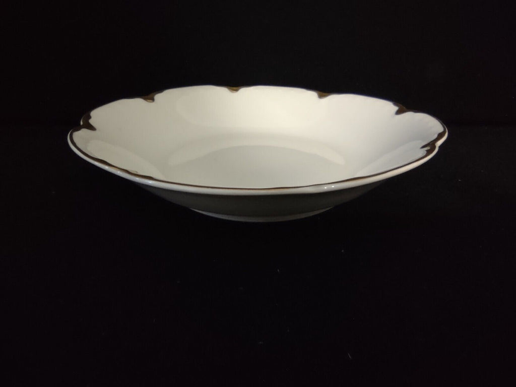 Haviland Limoges White Coupe Salad Plate 7-1/2" Gold Trim (lot 308)