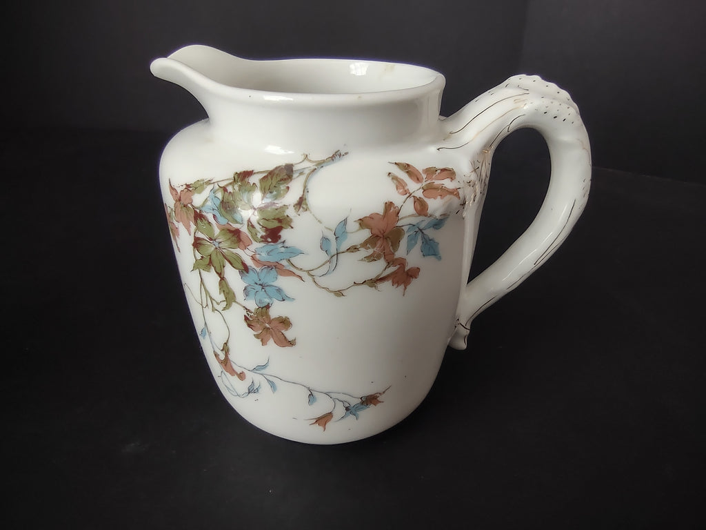 Depose Haviland Limoges Blue Flower Pitcher Creamer (lot 965)