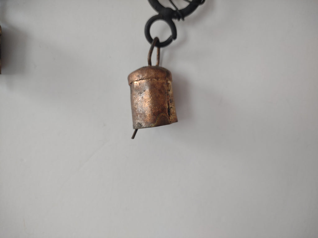 Vintage Primitive Rustic Christian Camel Farmhouse Bell Folk Art Wind Chime 1276