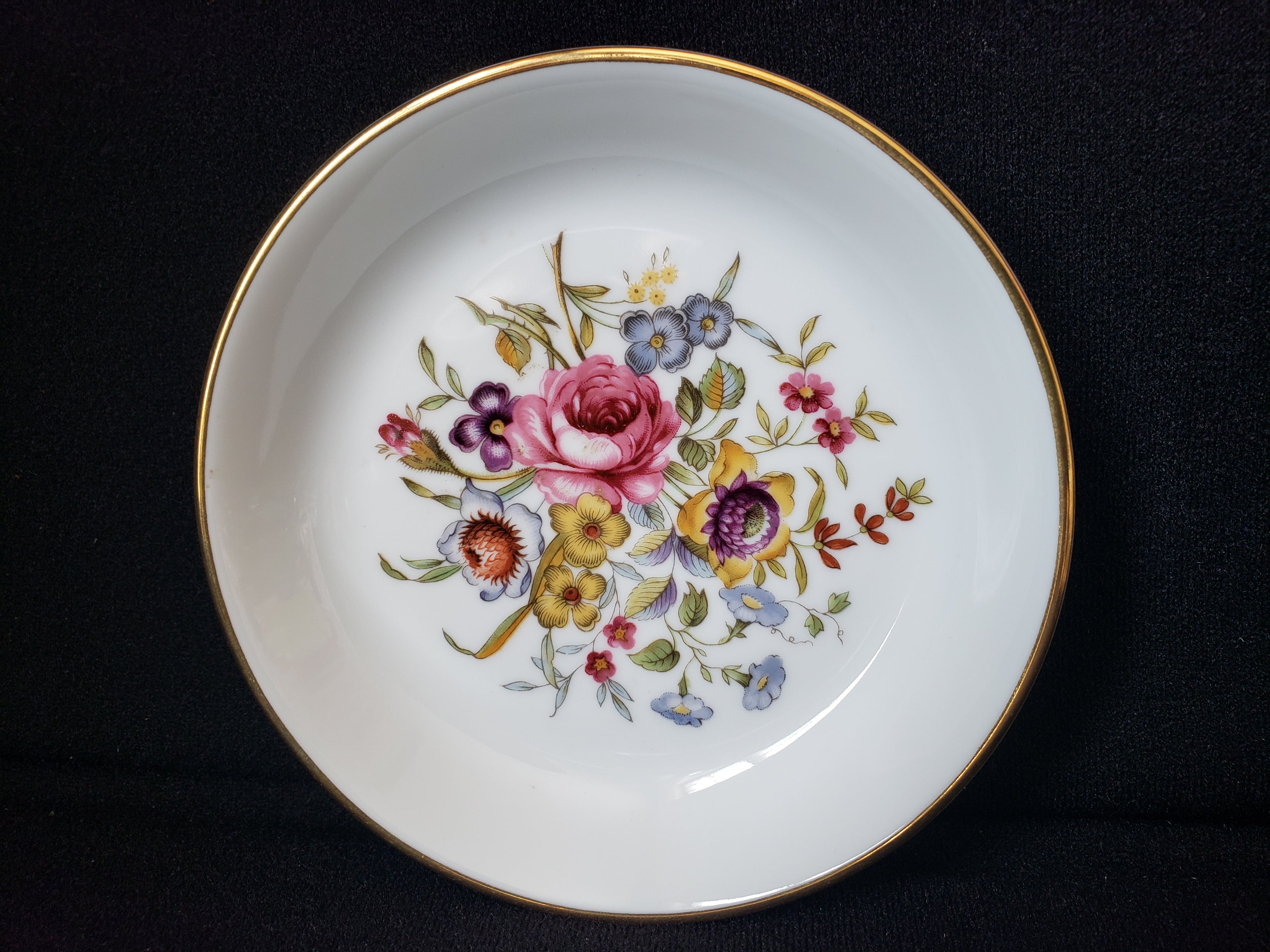 Vintage Royal Worcester Bournemouth Avon 1982 Small Dish 4-1/2" (lot 2066)