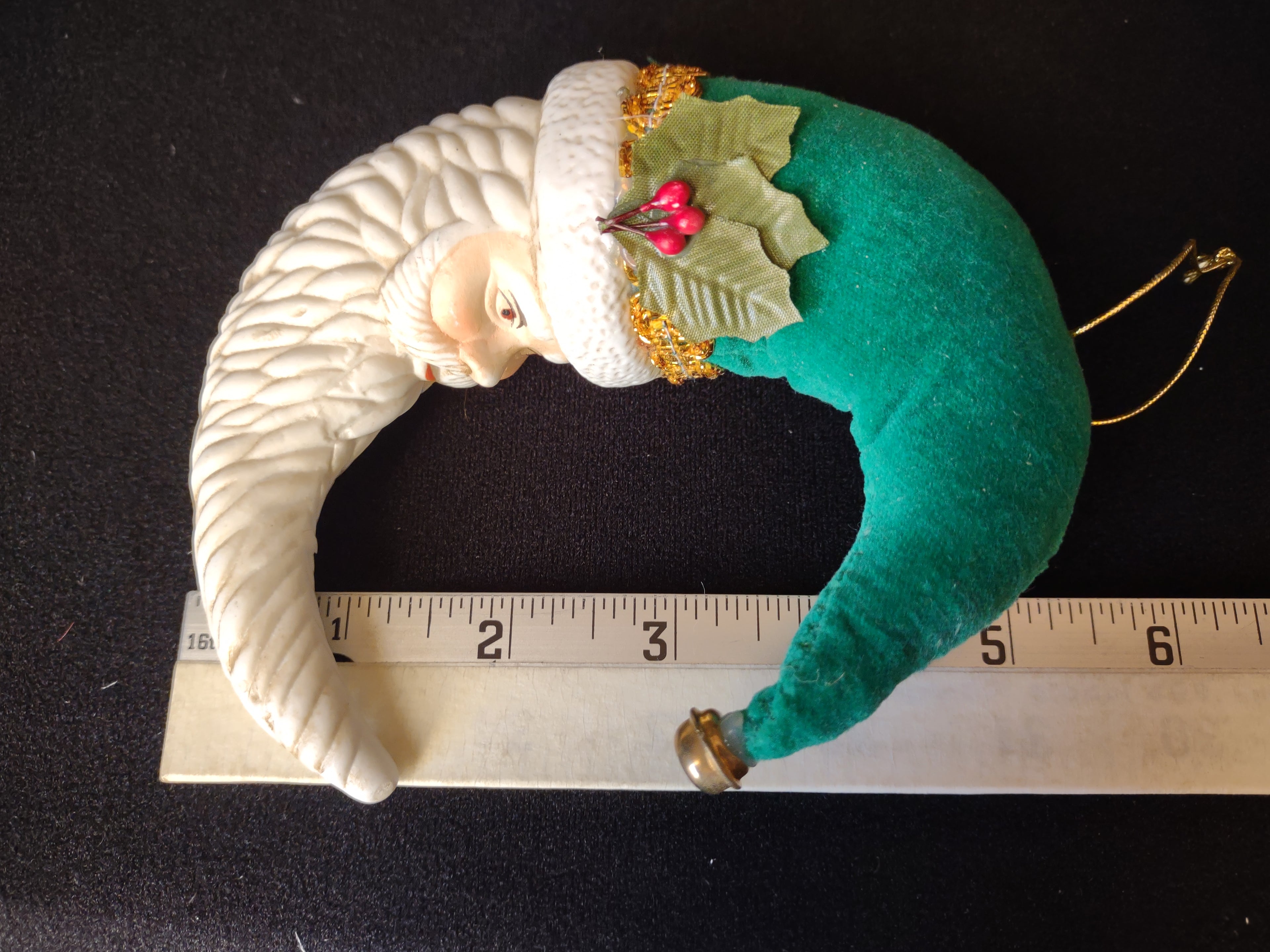 Set of 2 Santa Ornament Christmas Tree Ceramic Green Red (lot 1695)