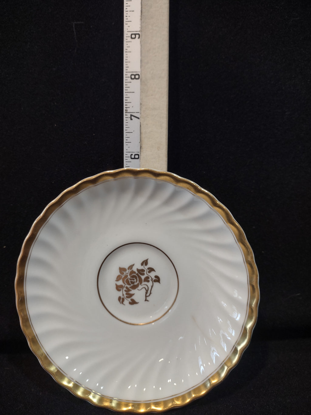 Vintage Minton Gold Rose Saucer Bone China Fluted Edge Gold Trim (Lot 5431)