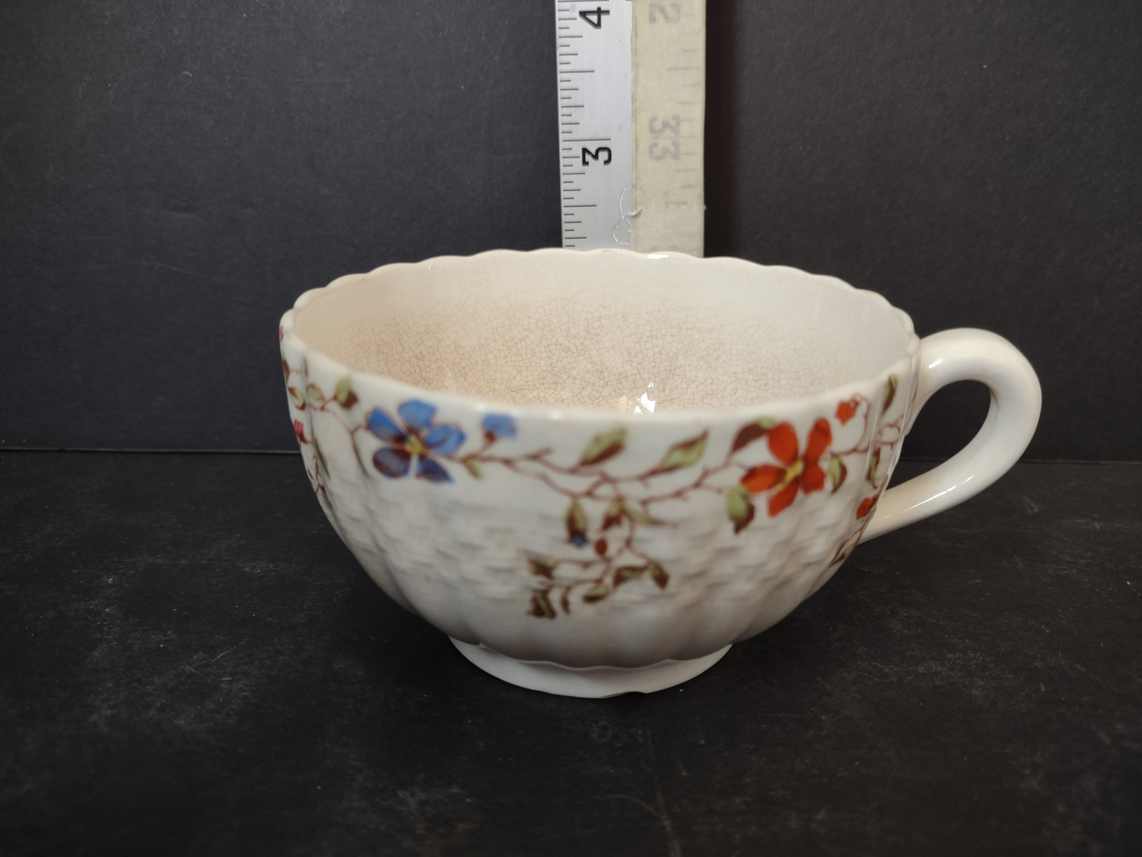 Vintage Copeland Spode Teacup Wicker Dale CRAZING English Countryside (Lot 5770)