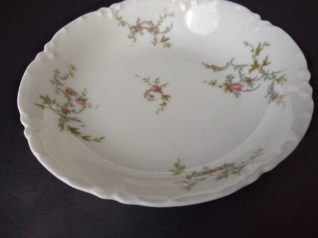 Haviland Limoges Small Bowl 5" White Scalloped Edge Rose Blue Ribbon (lot 856)