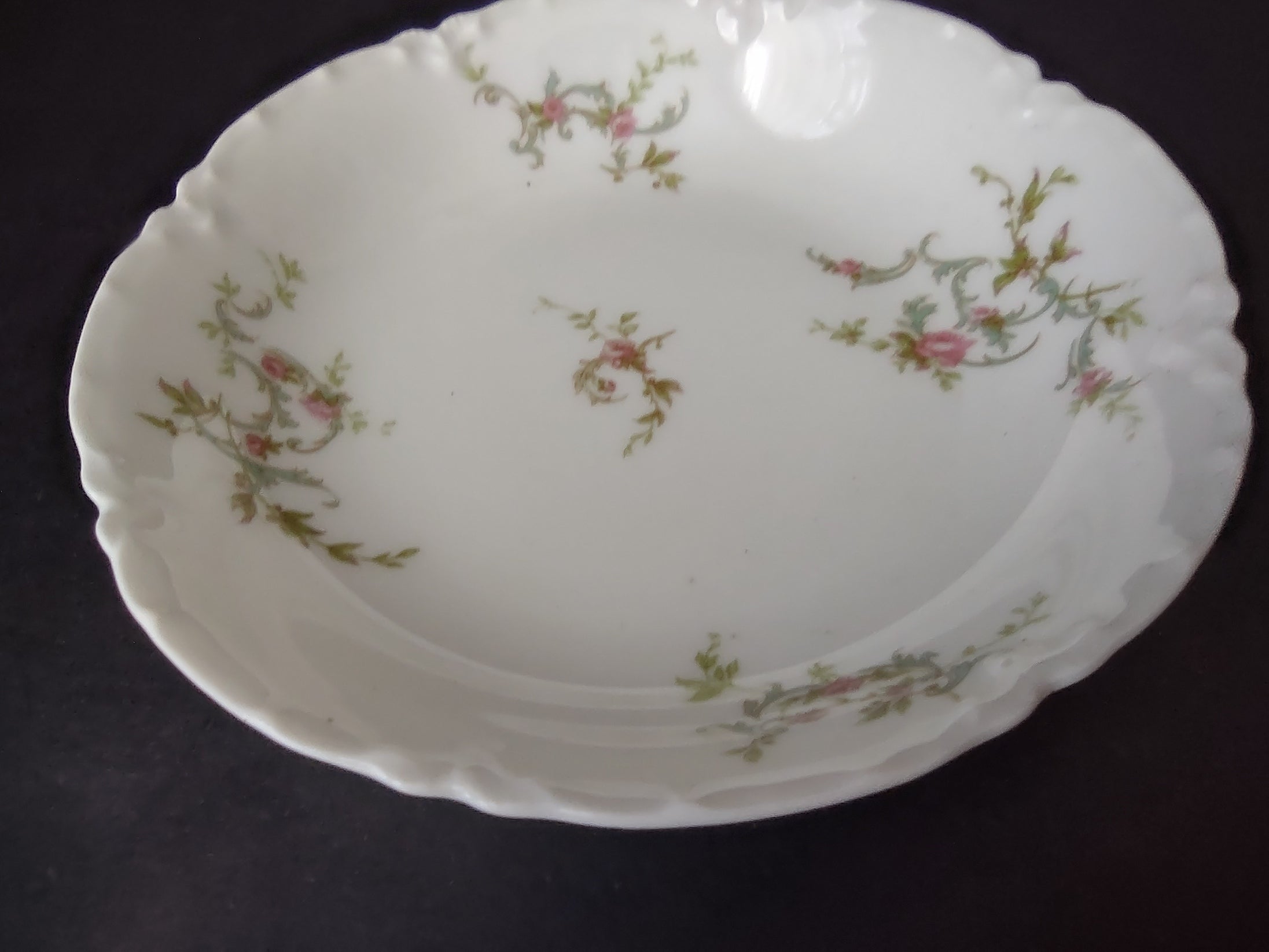 Haviland Limoges Small Bowl 5" White Scalloped Edge Rose Blue Ribbon (lot 856)