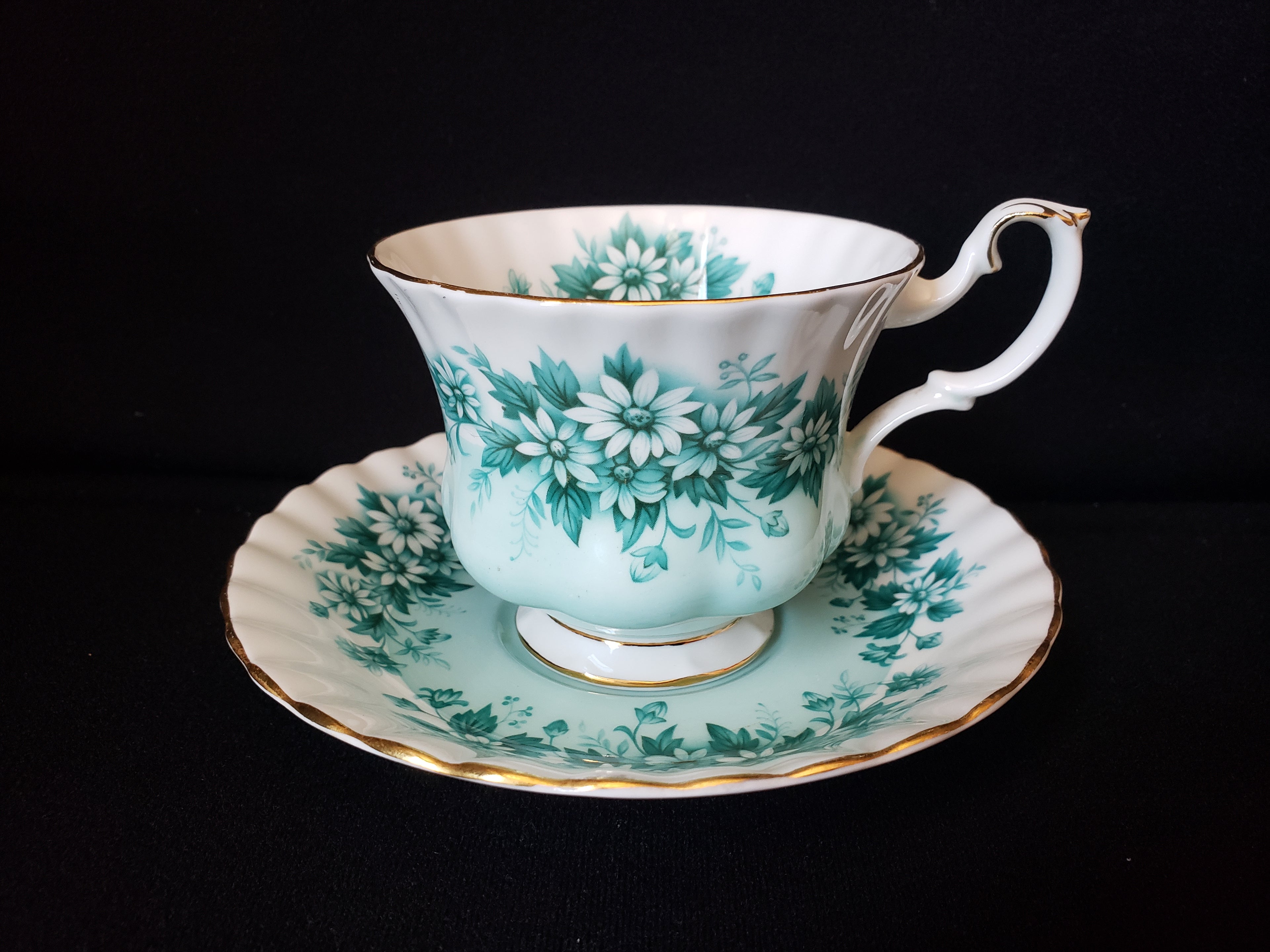 Vintage Royal Albert Melody Series Nocturne Tea Cup with Saucer (lot 2033)