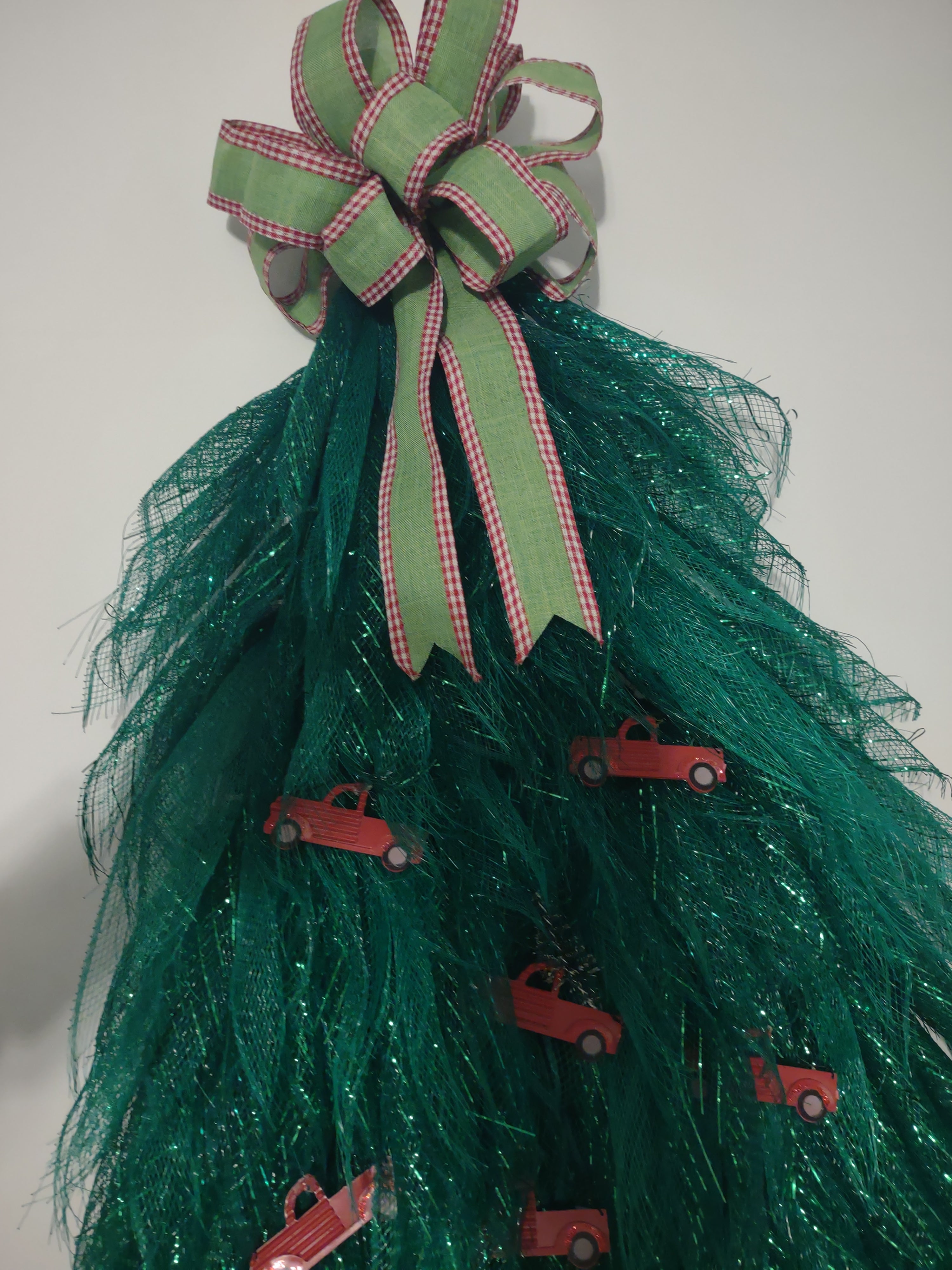 Handmade Ribbon Green Christmas Tree w/ Red Truck Flat Hang on Wall 24" lot 1296