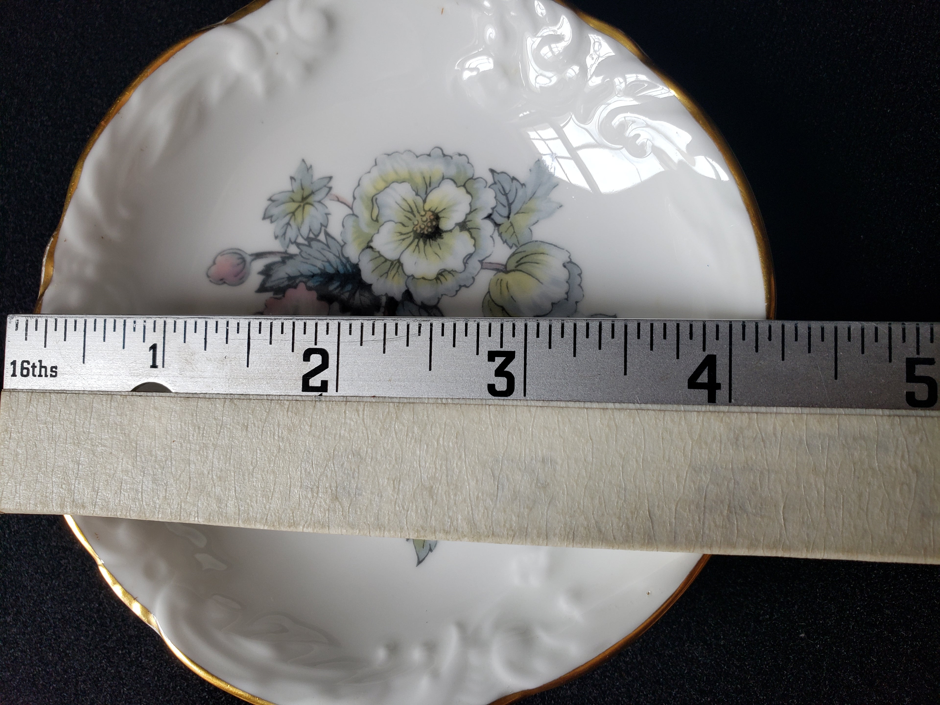 Vintage Royal Worcester Set 2 Coaster Small Dish Gold Trim 4"(lot 2070)
