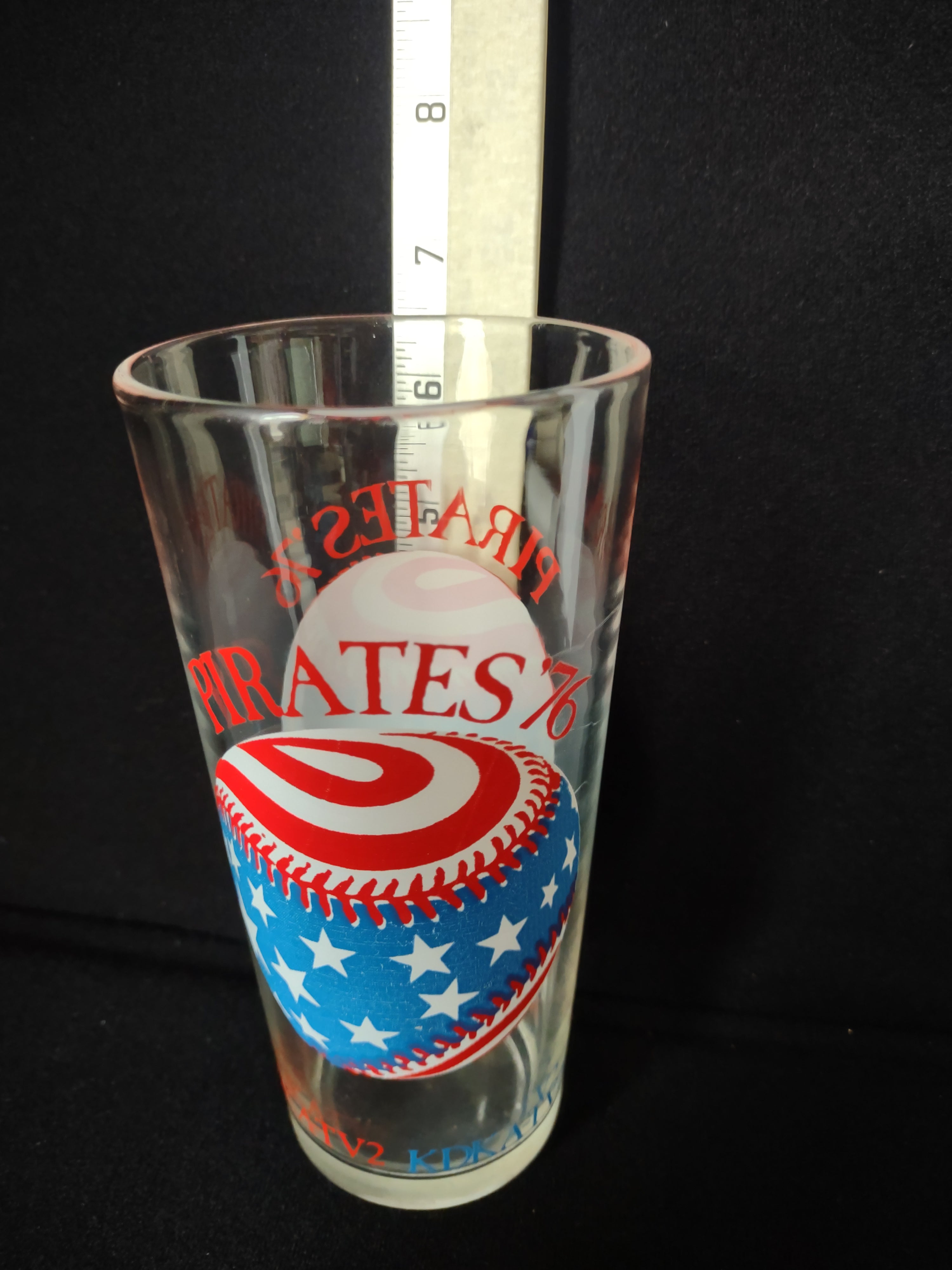 Pittsburgh Pirates KDKA TV-2 Red White Blue Baseball Glass Vintage (lot 1556)