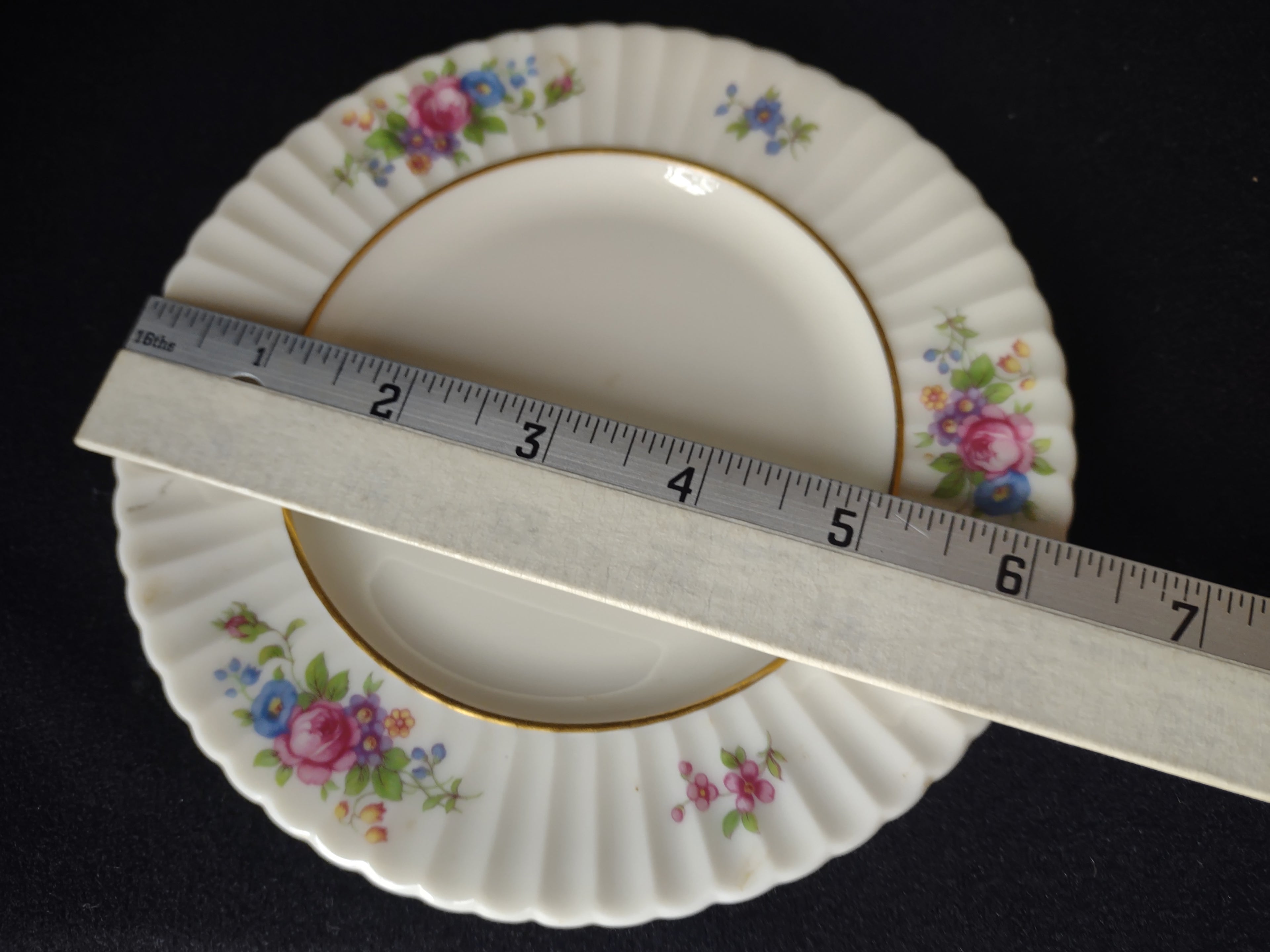 Vintage Lenox Pavlova Dinner Plate 10-3/4" (lot 1846)