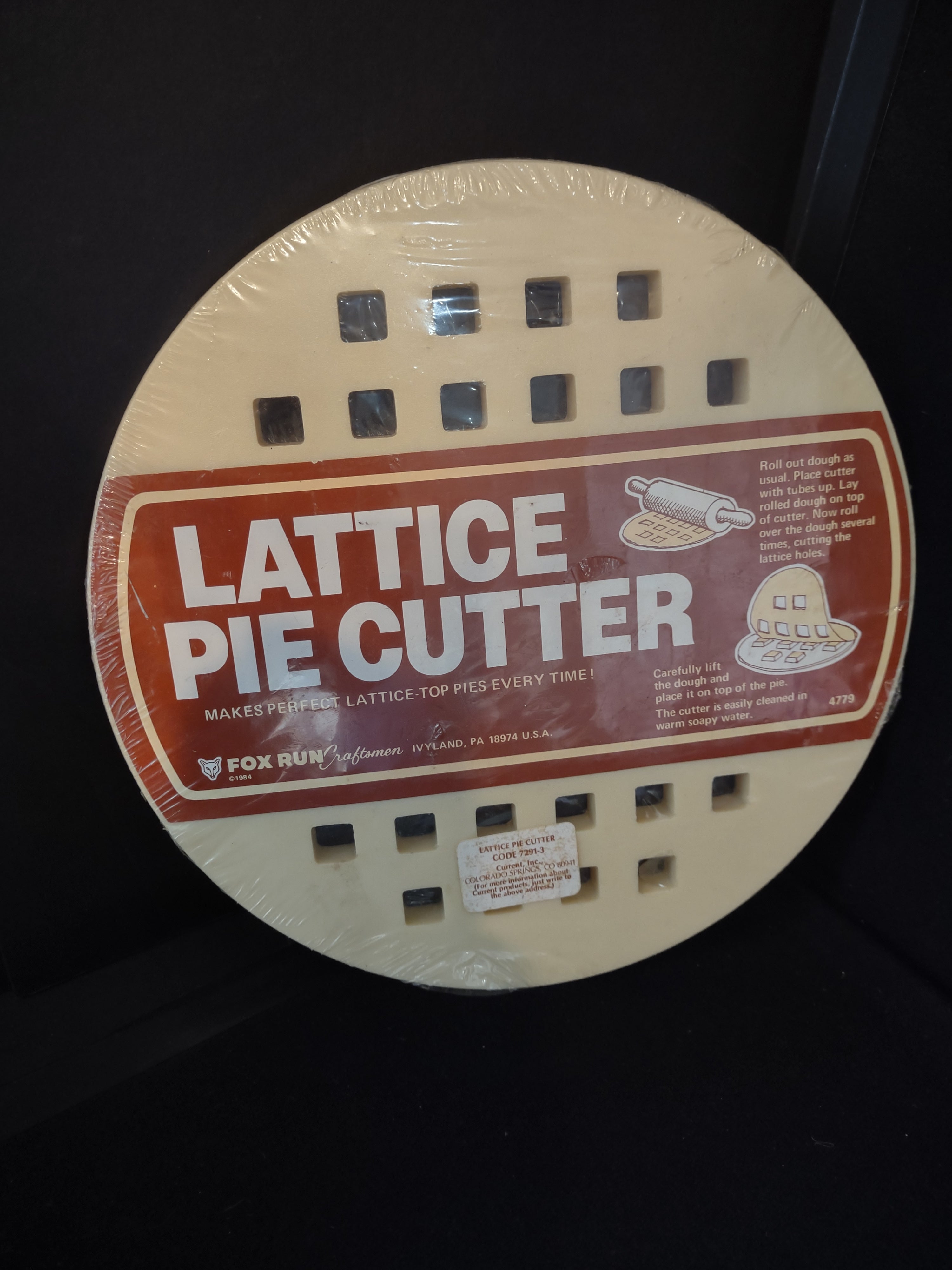 Vintage Lattice Pie Cutter Fox Run Plastic (lot 2754c)