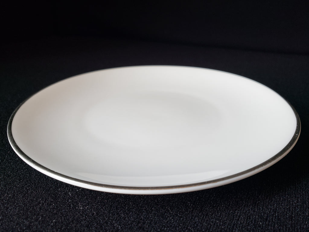 Vintage Royal Worcester White Silver Trim Salad or Luncheon Plate 8" (lot 2109)