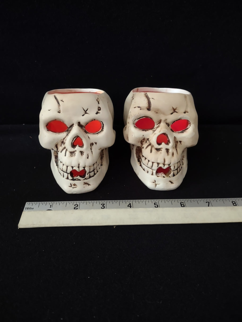 Halloween 4" Skull Candle Holder Set of 2 (Lot 3173)