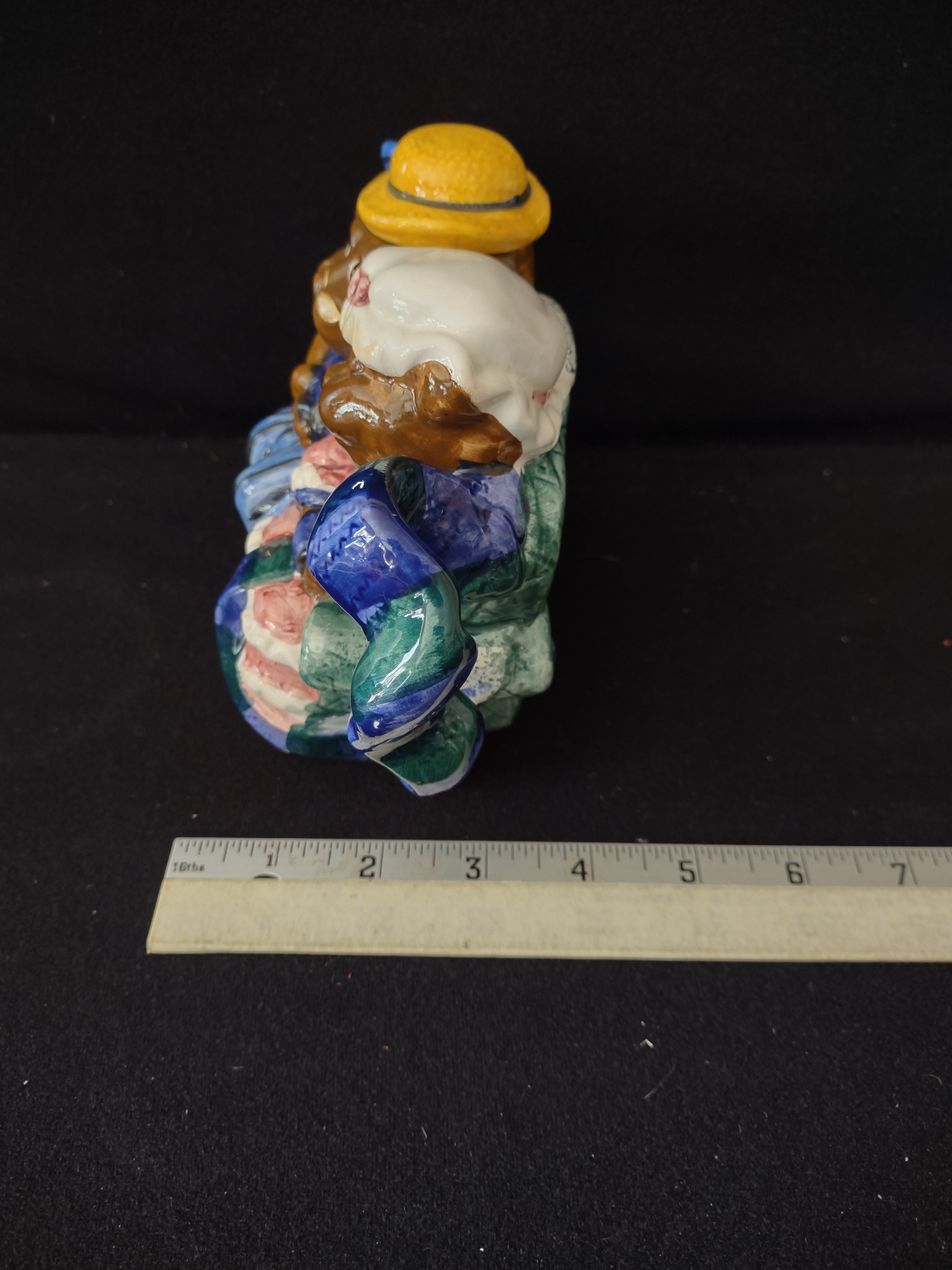 Vintage Collectible Three Bear On Couch Ceramic Teapot (Lot 3795)
